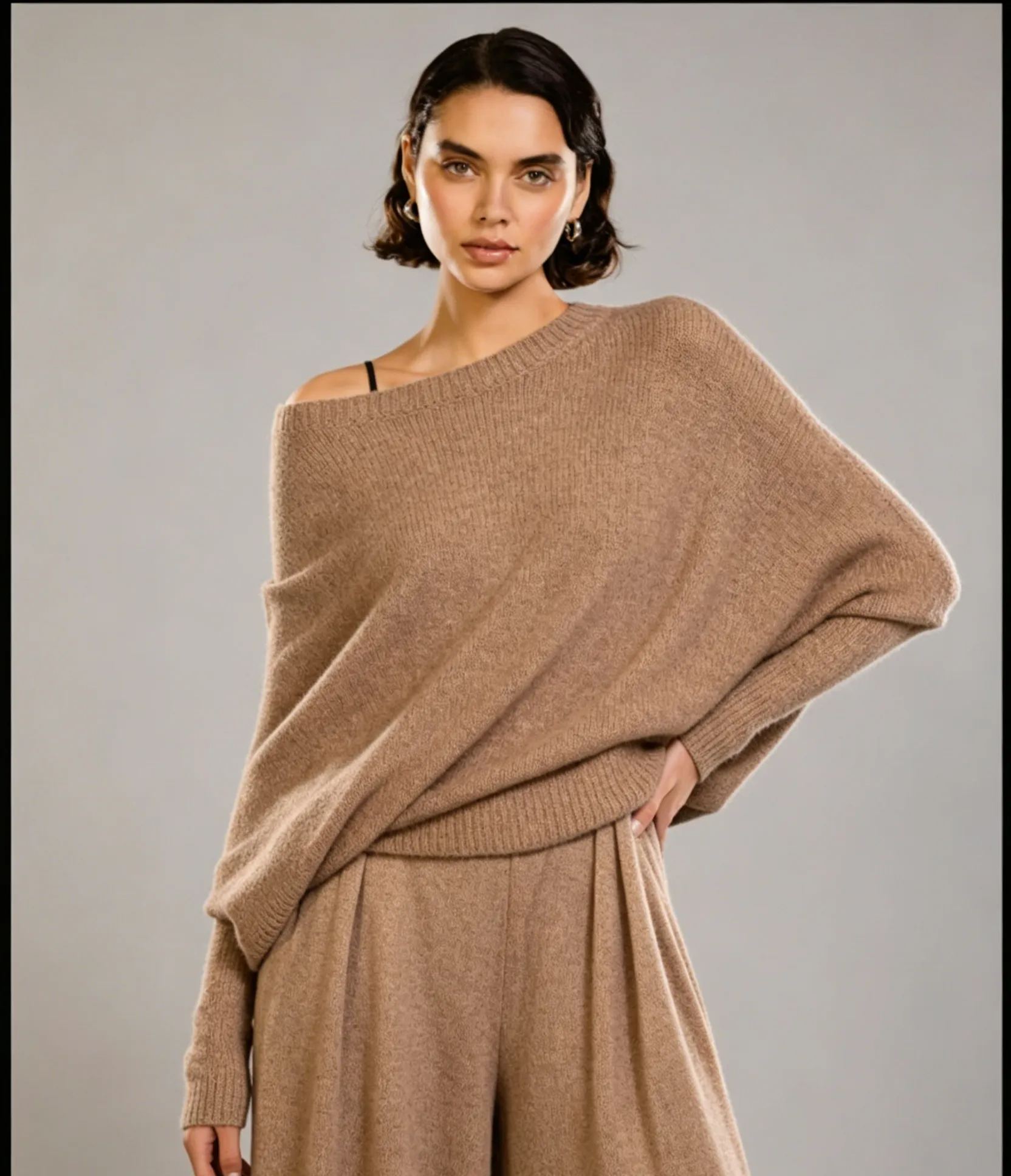 Asymmetric Draped | Black | Seamless Knit