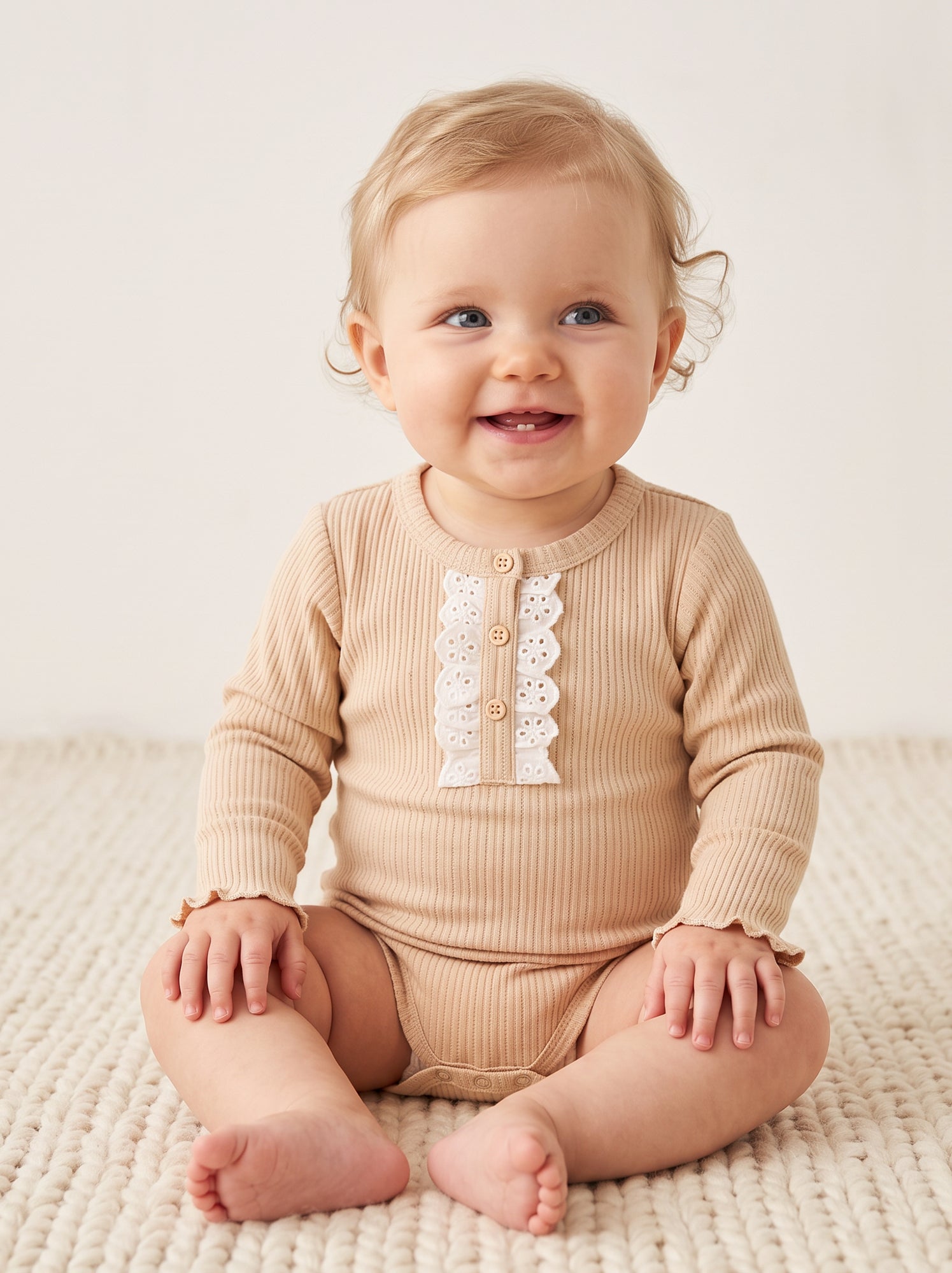 Body en maille côtelée avec broderie anglaise - Beige