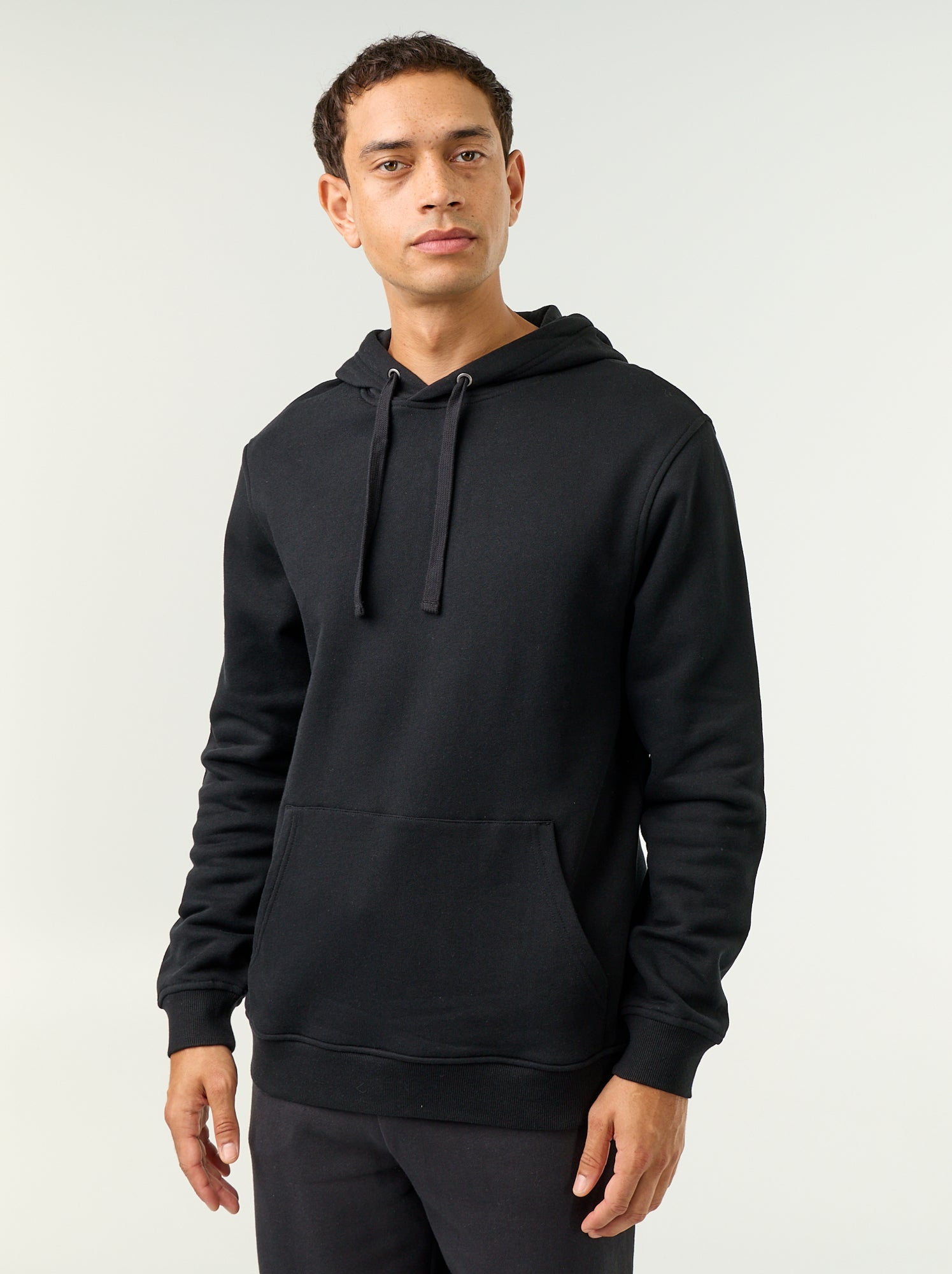 Sweat uni à capuche - Noir