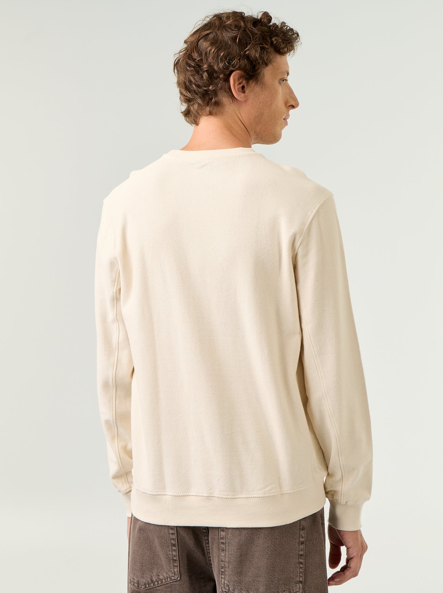 Pull en maille fine jauge côtelée - Blanc