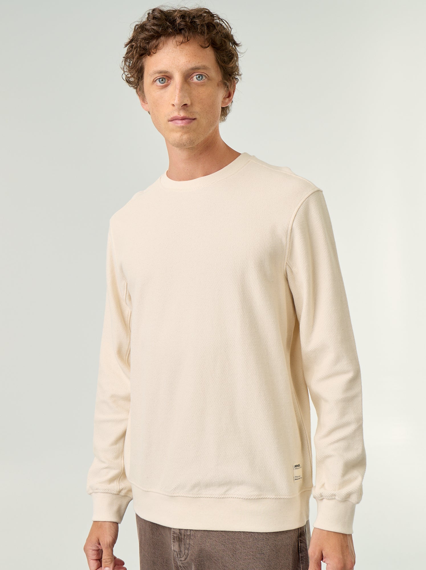Pull en maille fine jauge côtelée - Blanc