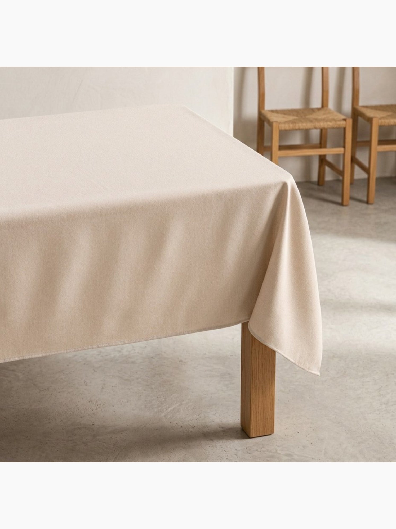 Nappe antitache unie, tissu chiné. Chute naturelle, toucher textile - Gamusi. - Ecru