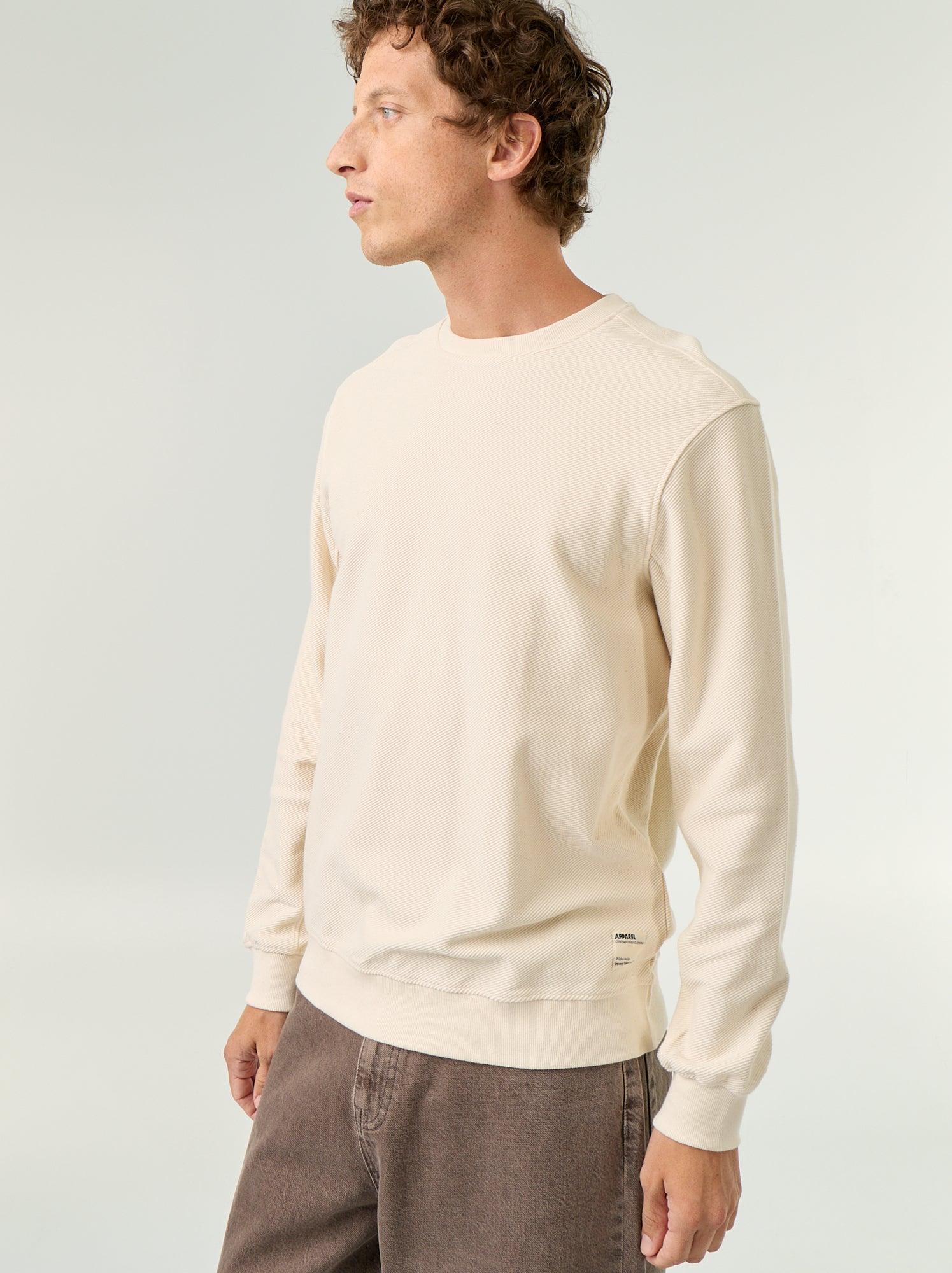 Pull en maille fine jauge côtelée - Blanc
