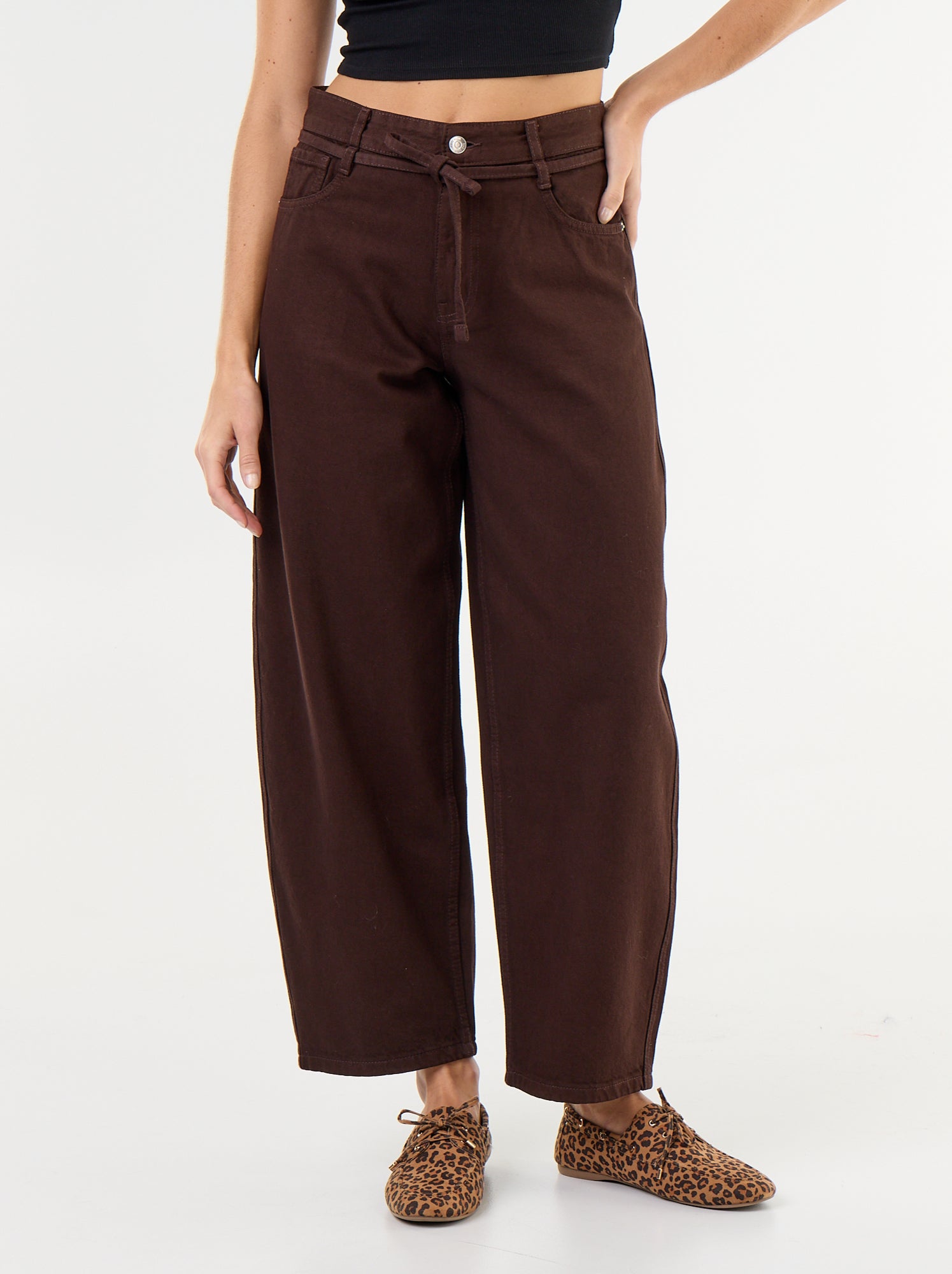 Jean barrel avec ceinture à nouer - Marron