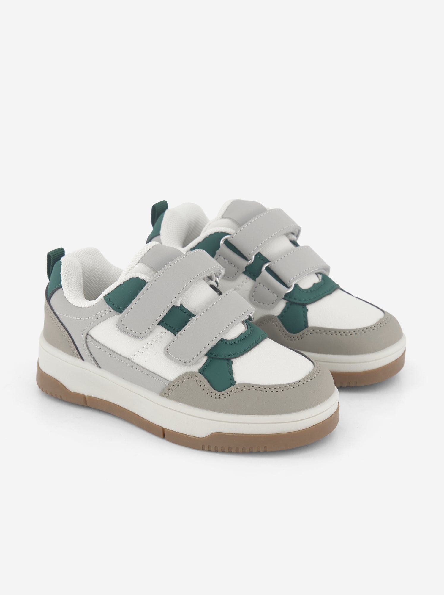 Baskets basses en simili - Gris