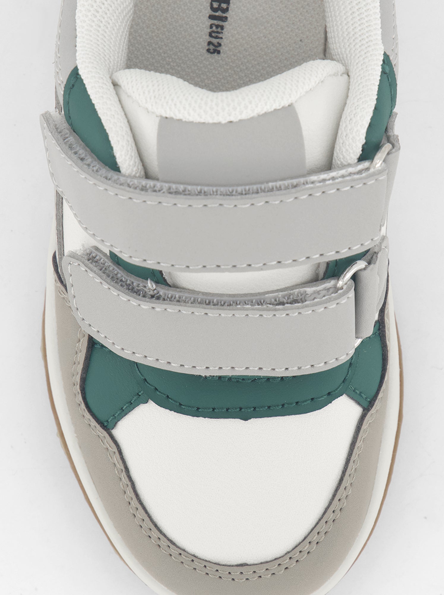 Baskets basses en simili - Gris