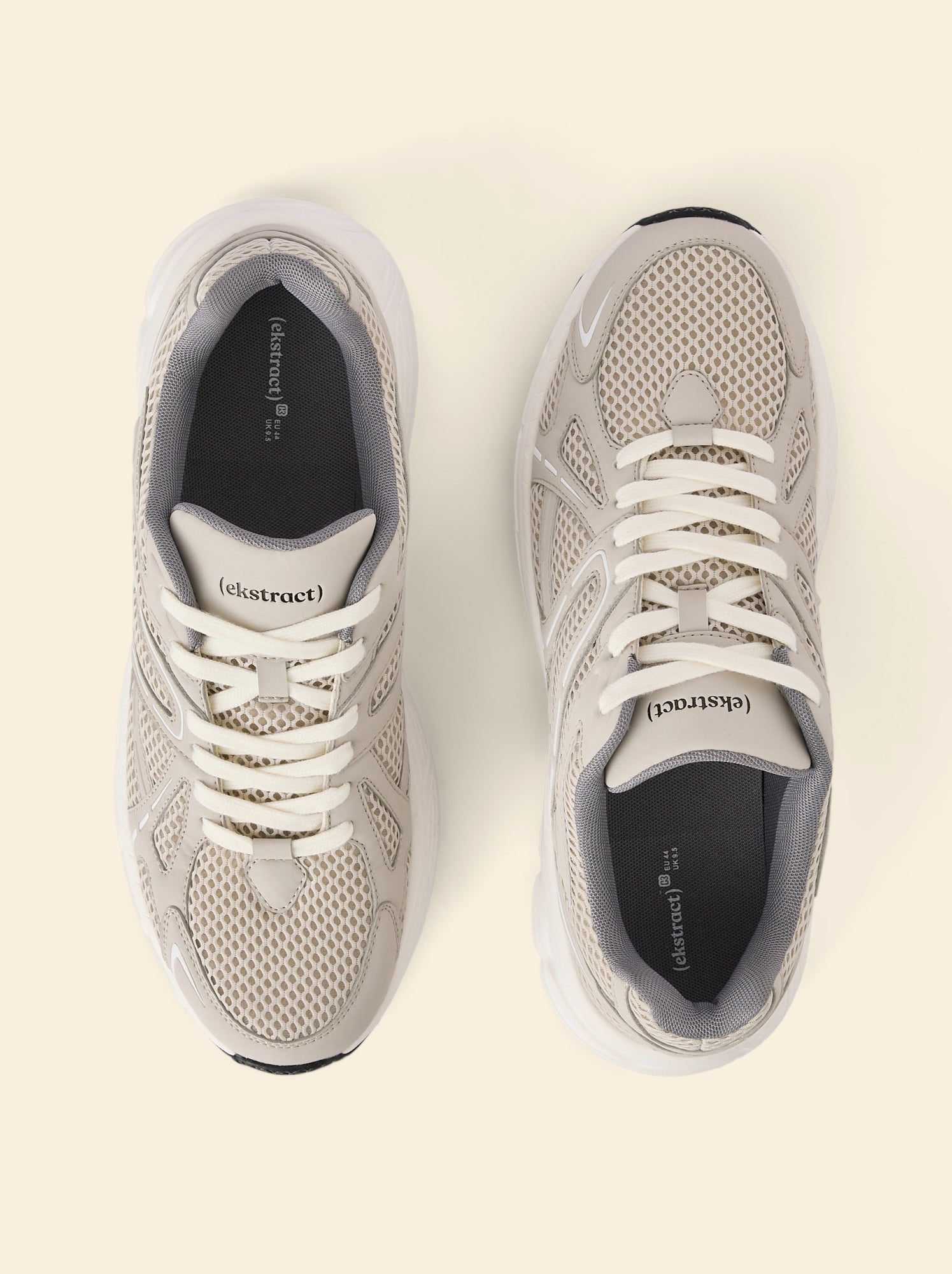 Baskets de sport - (ekstract) - Gris