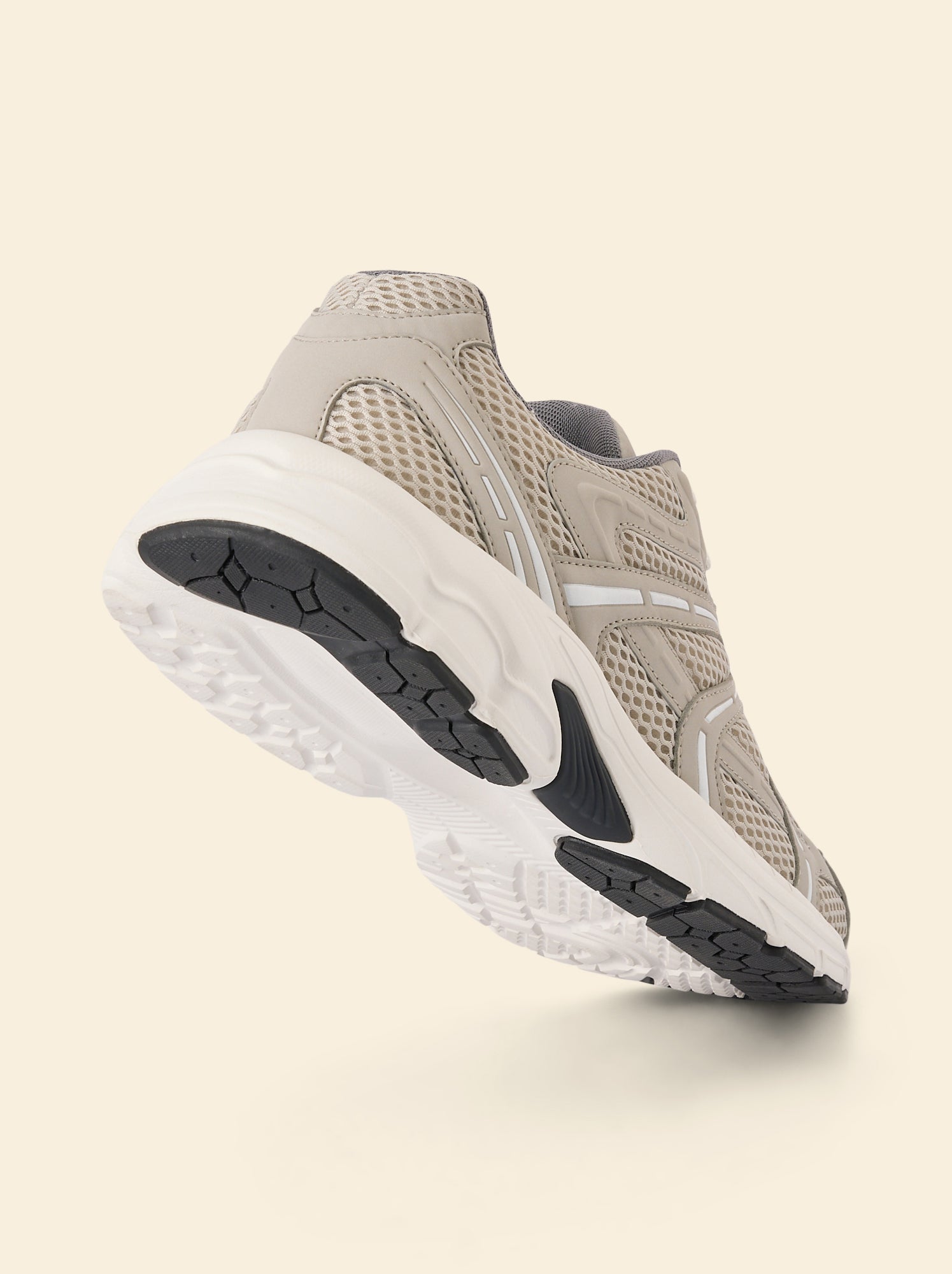 Baskets de sport - (ekstract) - Gris
