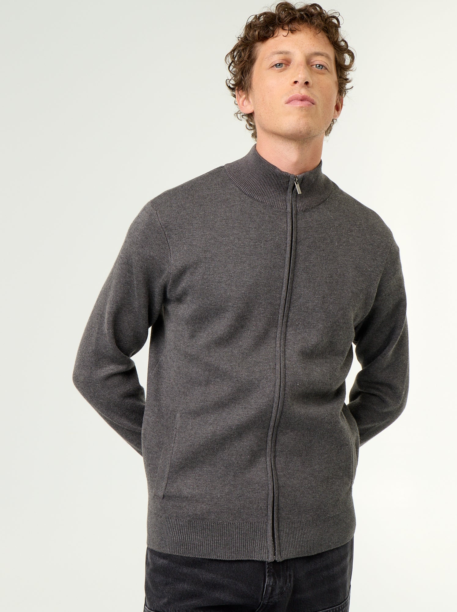 Gilet zippé à col montant - Gris