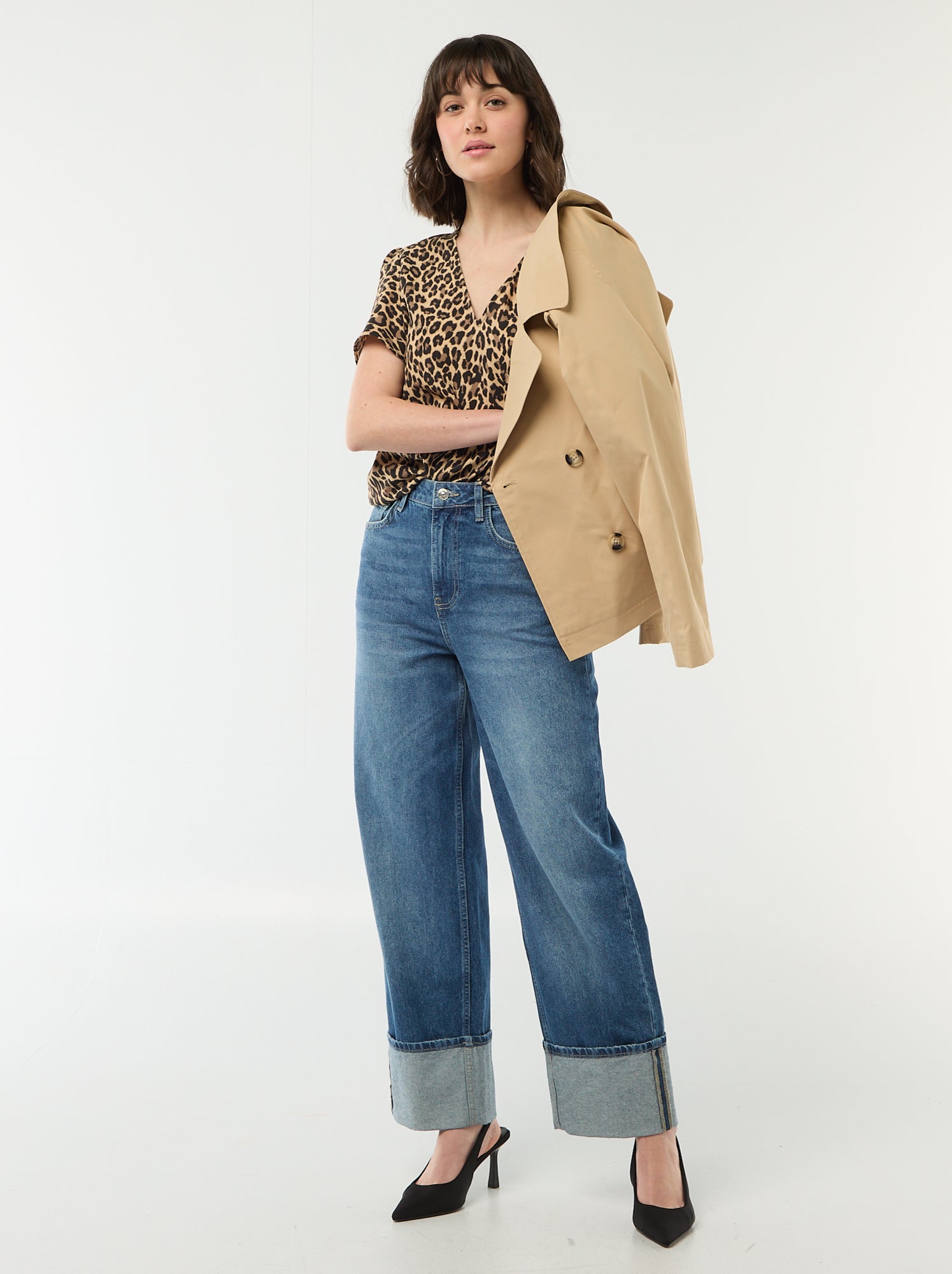 Blouse à manches courtes et col V - Beige