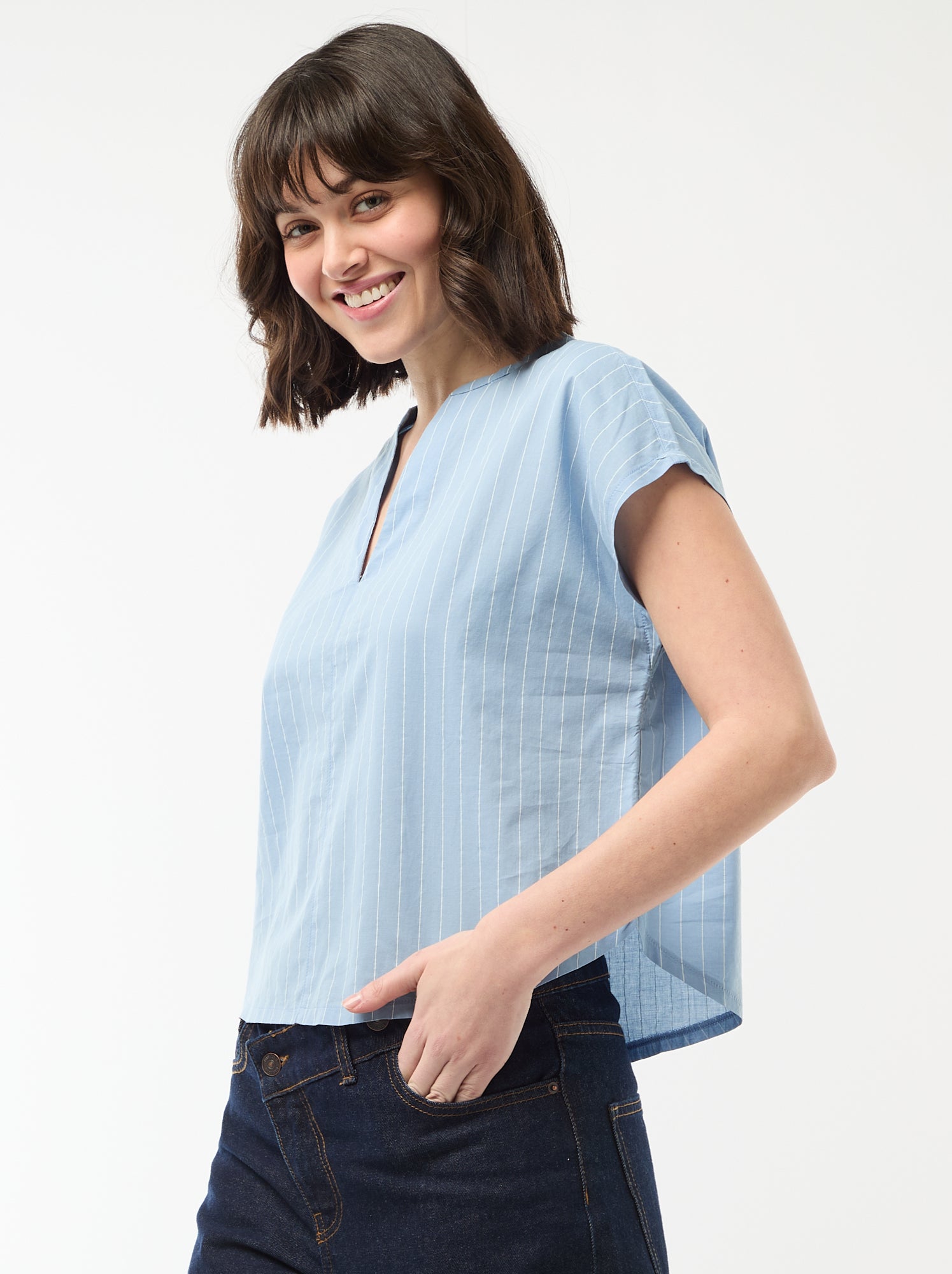 Blouse à manches courtes et col V - Bleu