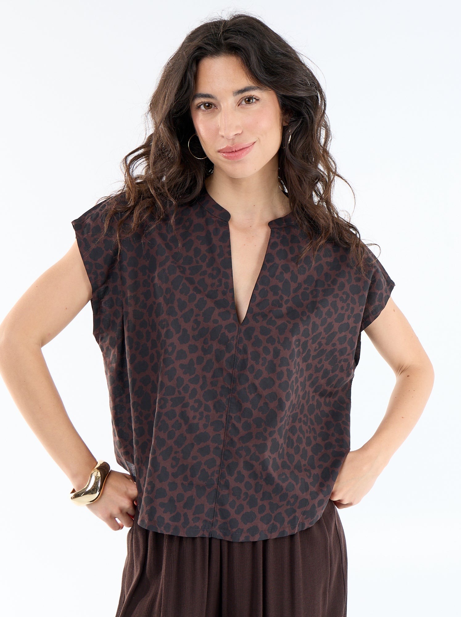 Blouse à manches courtes et col V - Marron (FEM64_10)