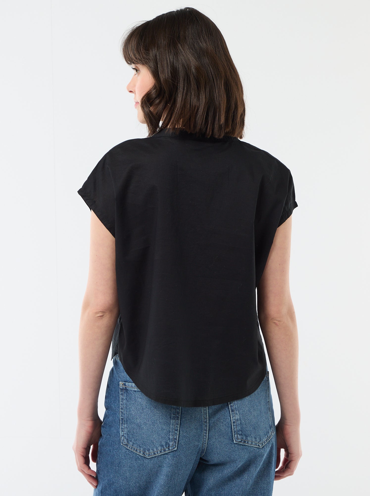 Blouse à manches courtes et col V - Noir