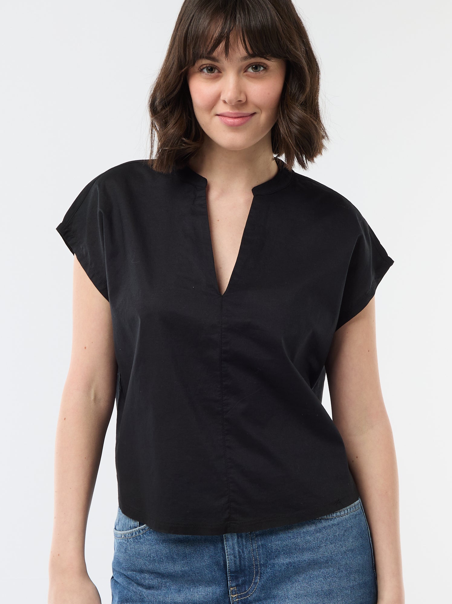 Blouse à manches courtes et col V - Noir