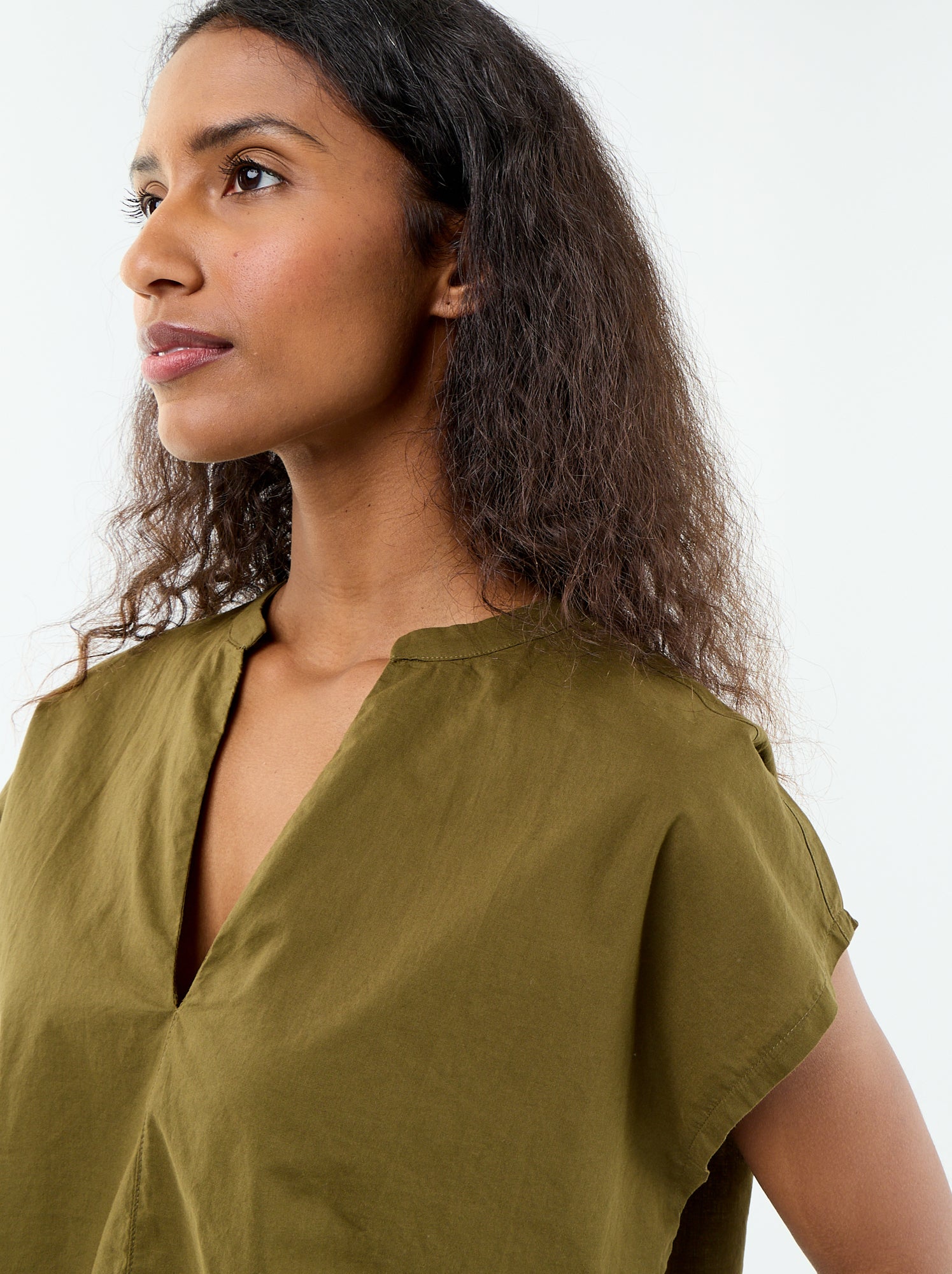 Blouse à manches courtes et col V - Vert (FEM64_7)