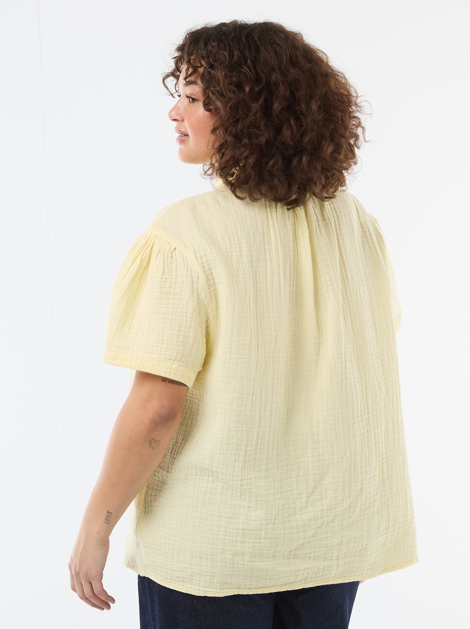 Blouse en gaze de coton avec col froncé - Jaune