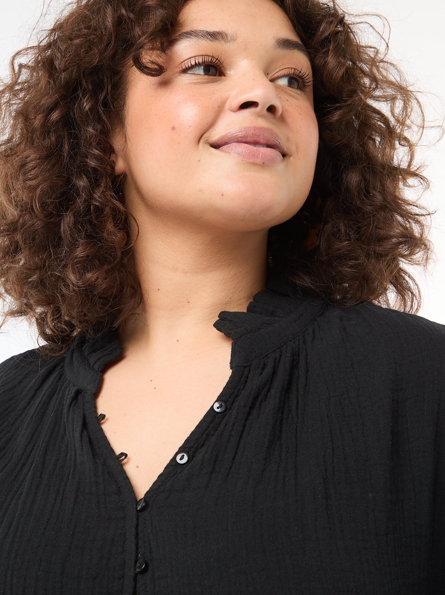 Blouse en gaze de coton avec col froncé - Noir