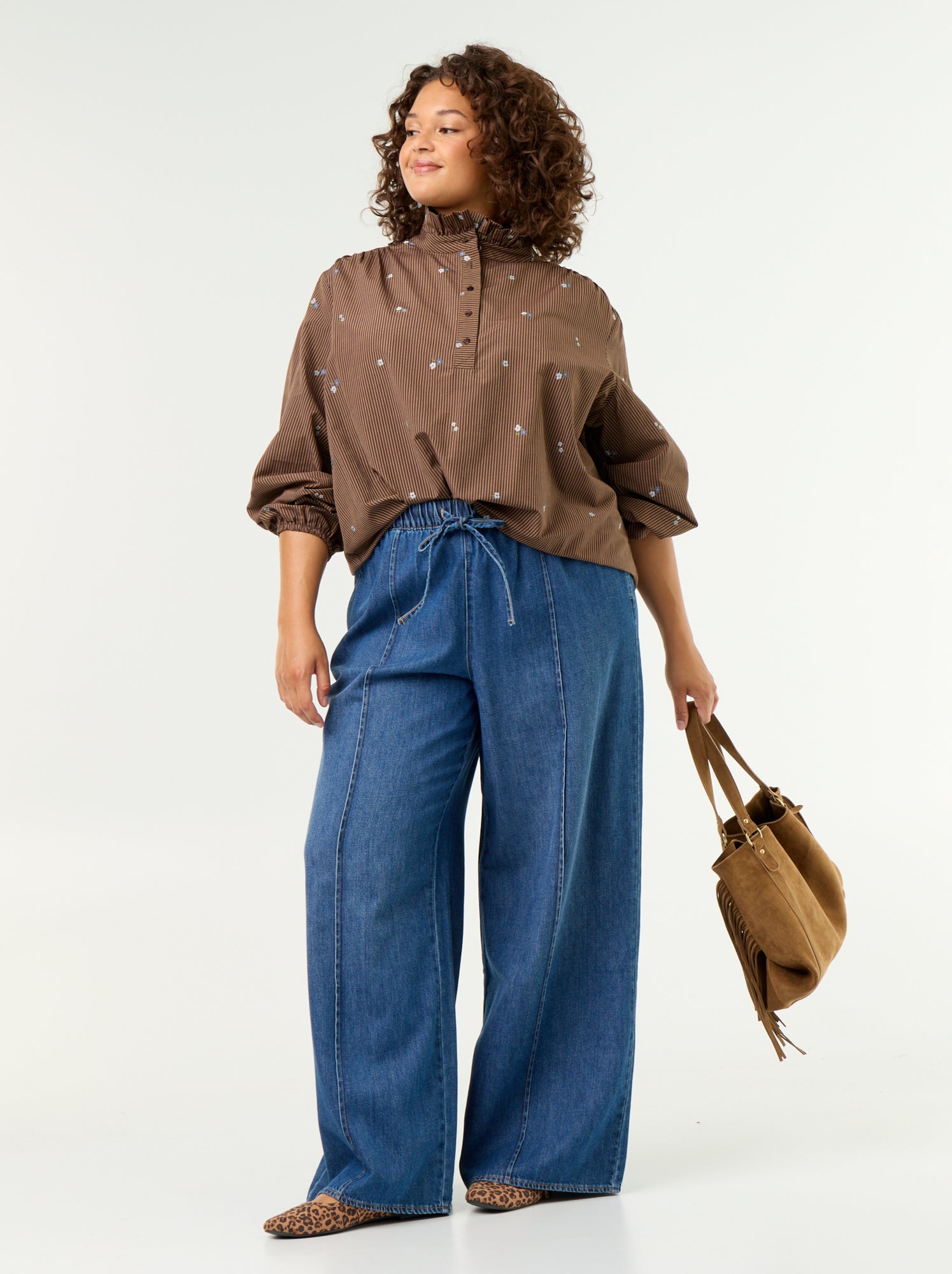 Blouse fleurs brodées avec col montant - Marron