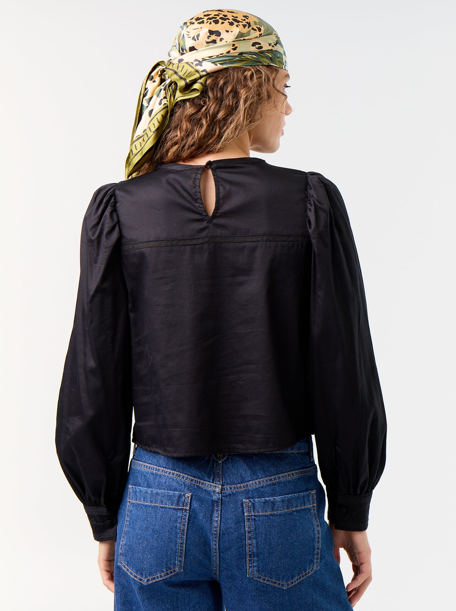 Blouse manches longues avec broderies - Noir