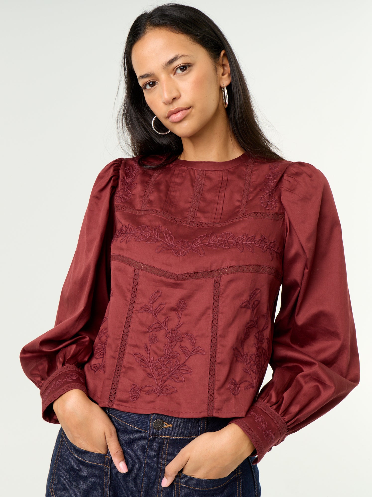 Blouse manches longues avec broderies - Rouge