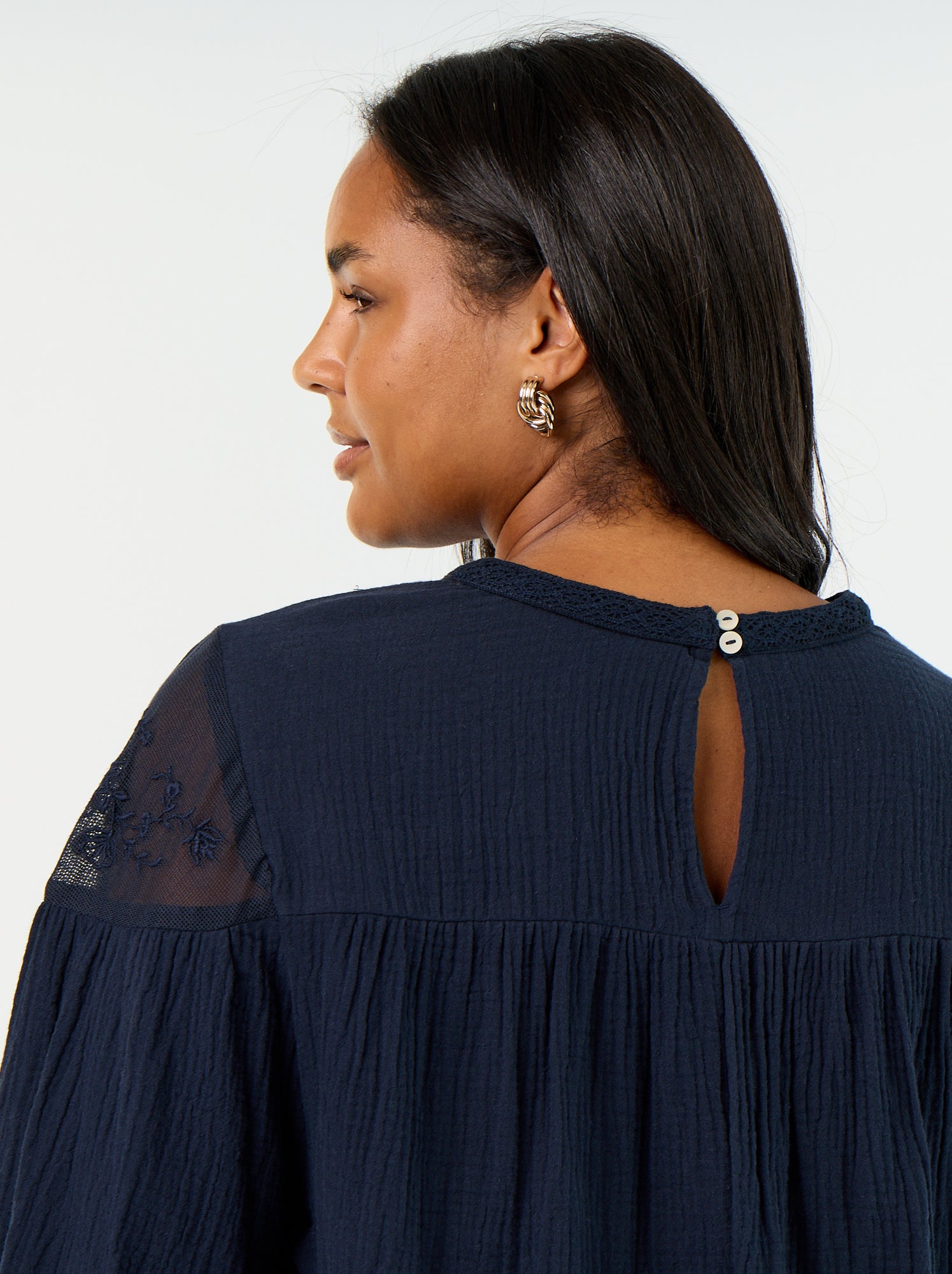 Blouse uni en gaze de coton et dentelle - Bleu