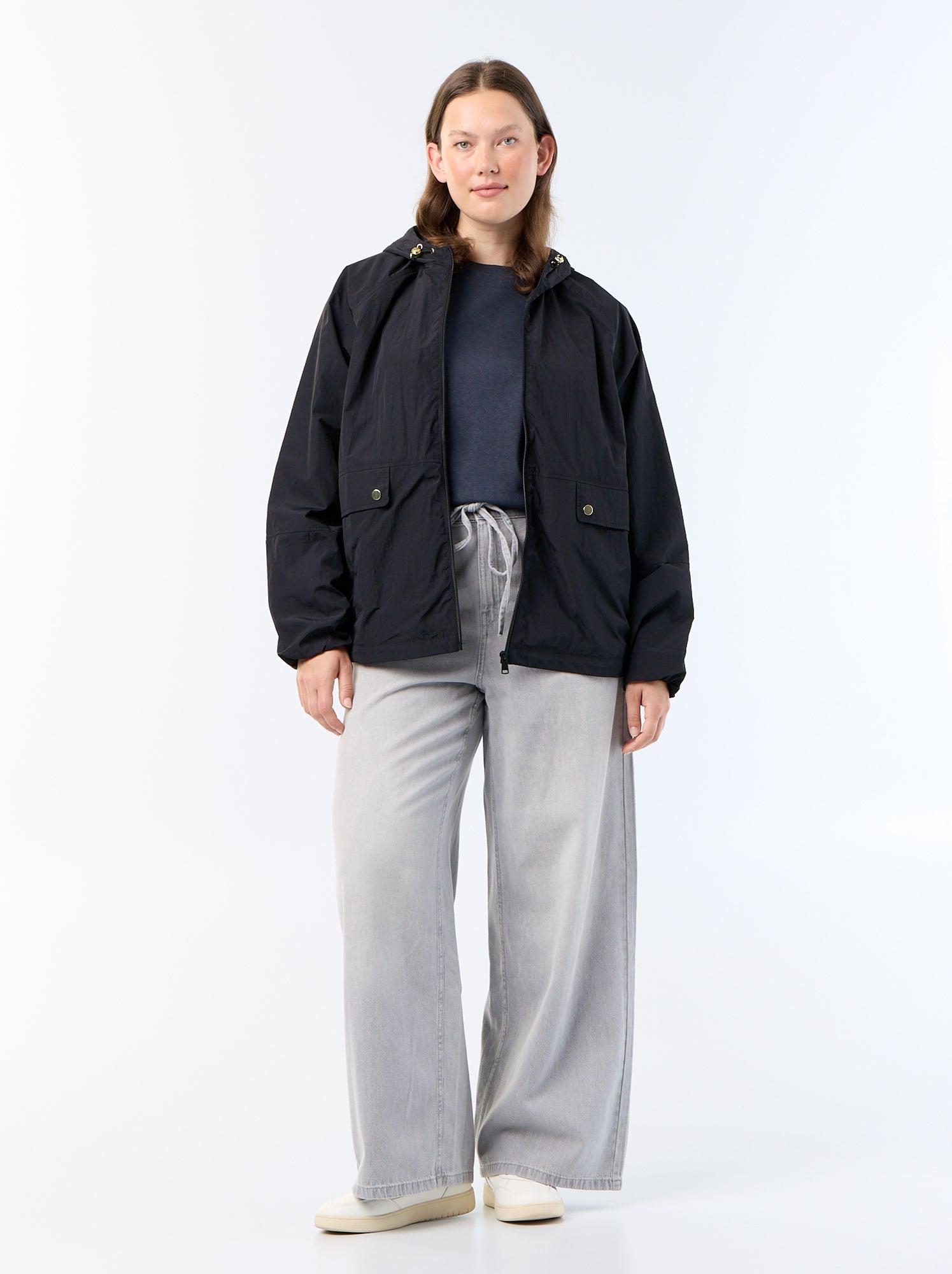 Blouson coupe-vent avec détails dorés - Noir