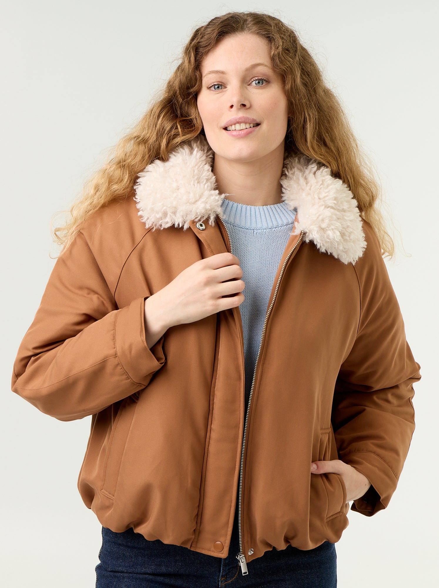 Blouson court avec col effet moutonné - Marron