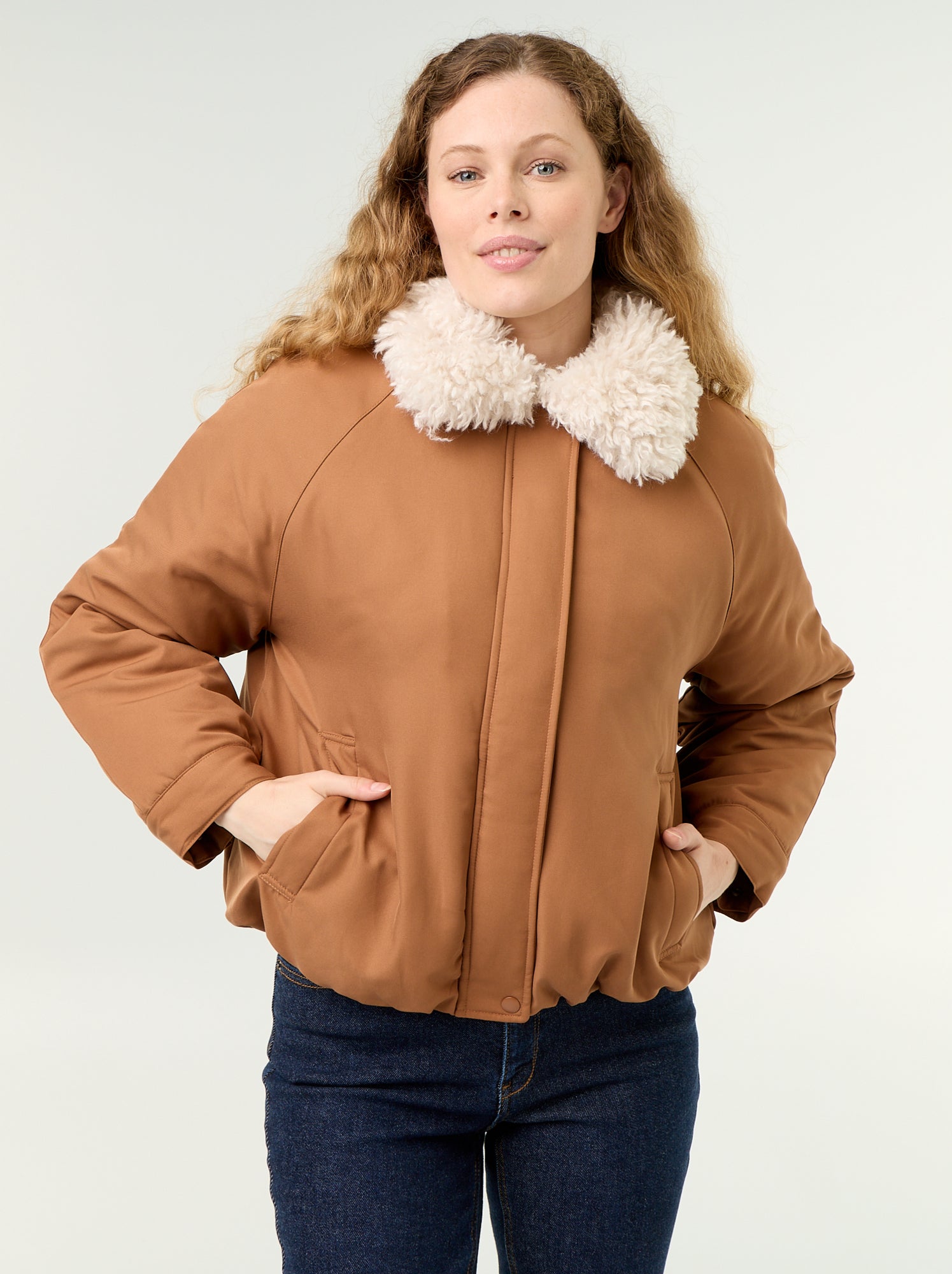 Blouson court avec col effet moutonné - Marron