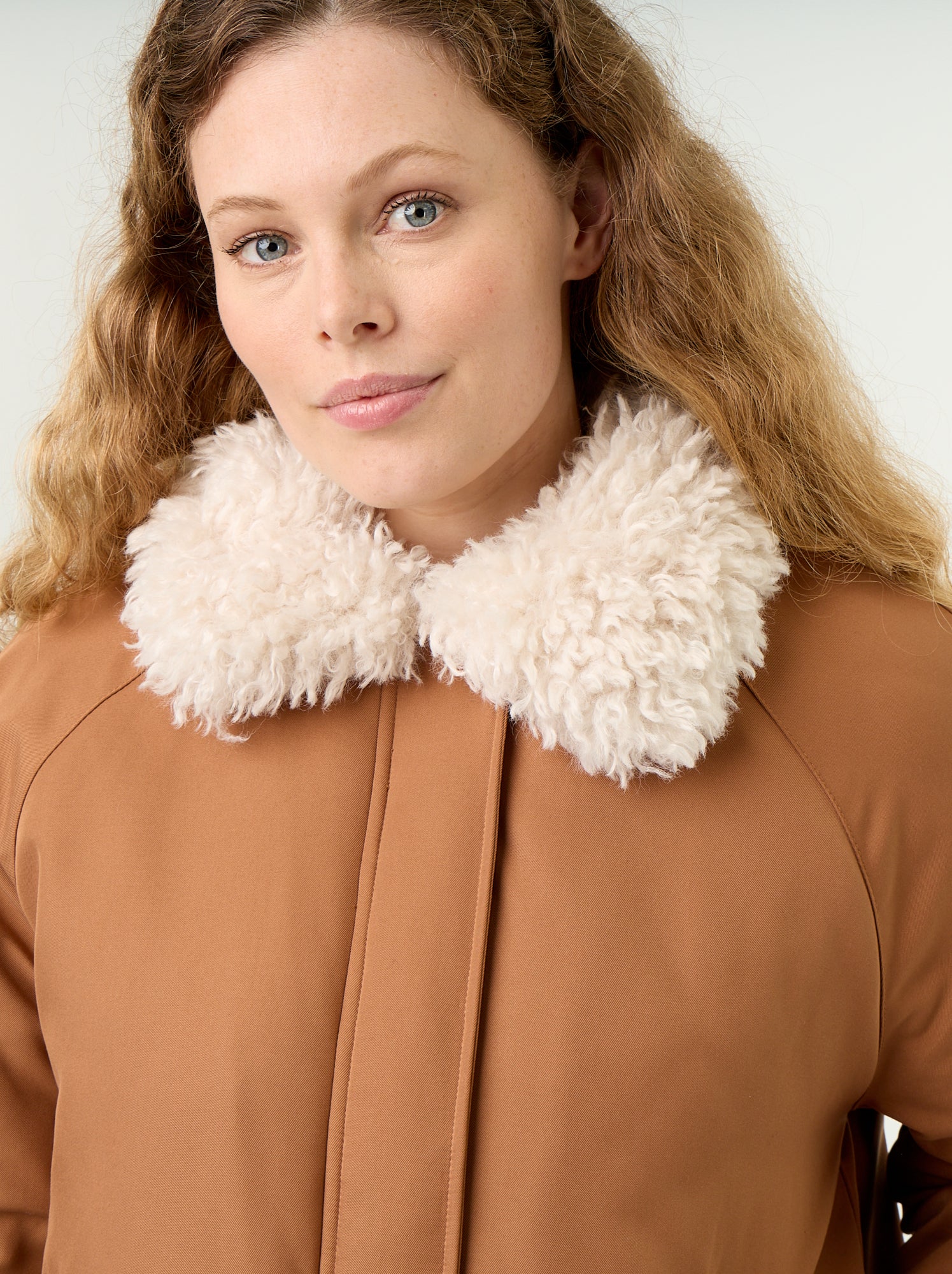 Blouson court avec col effet moutonné - Marron