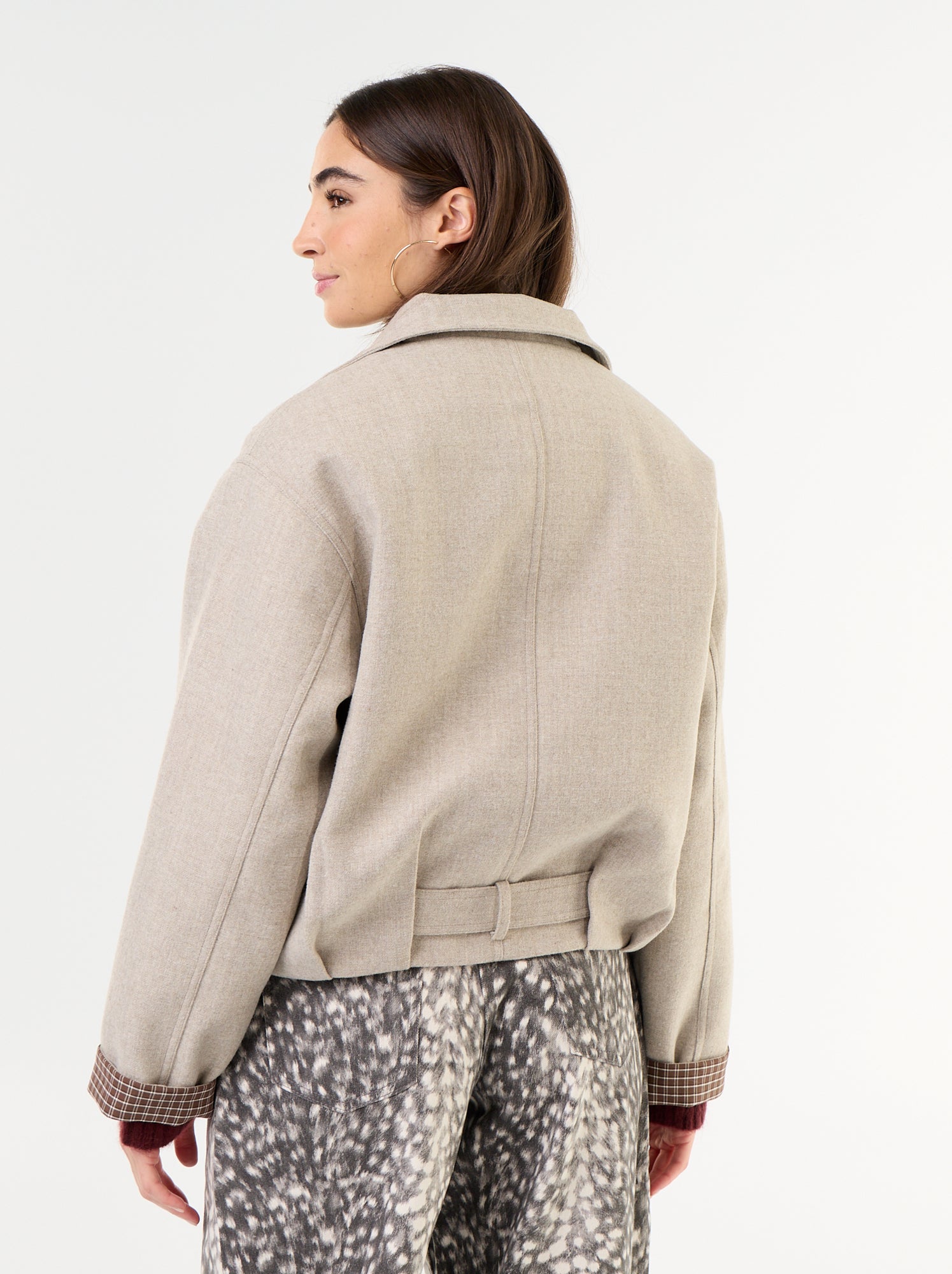 Blouson court effet lainage avec ceinture intégrée - Beige