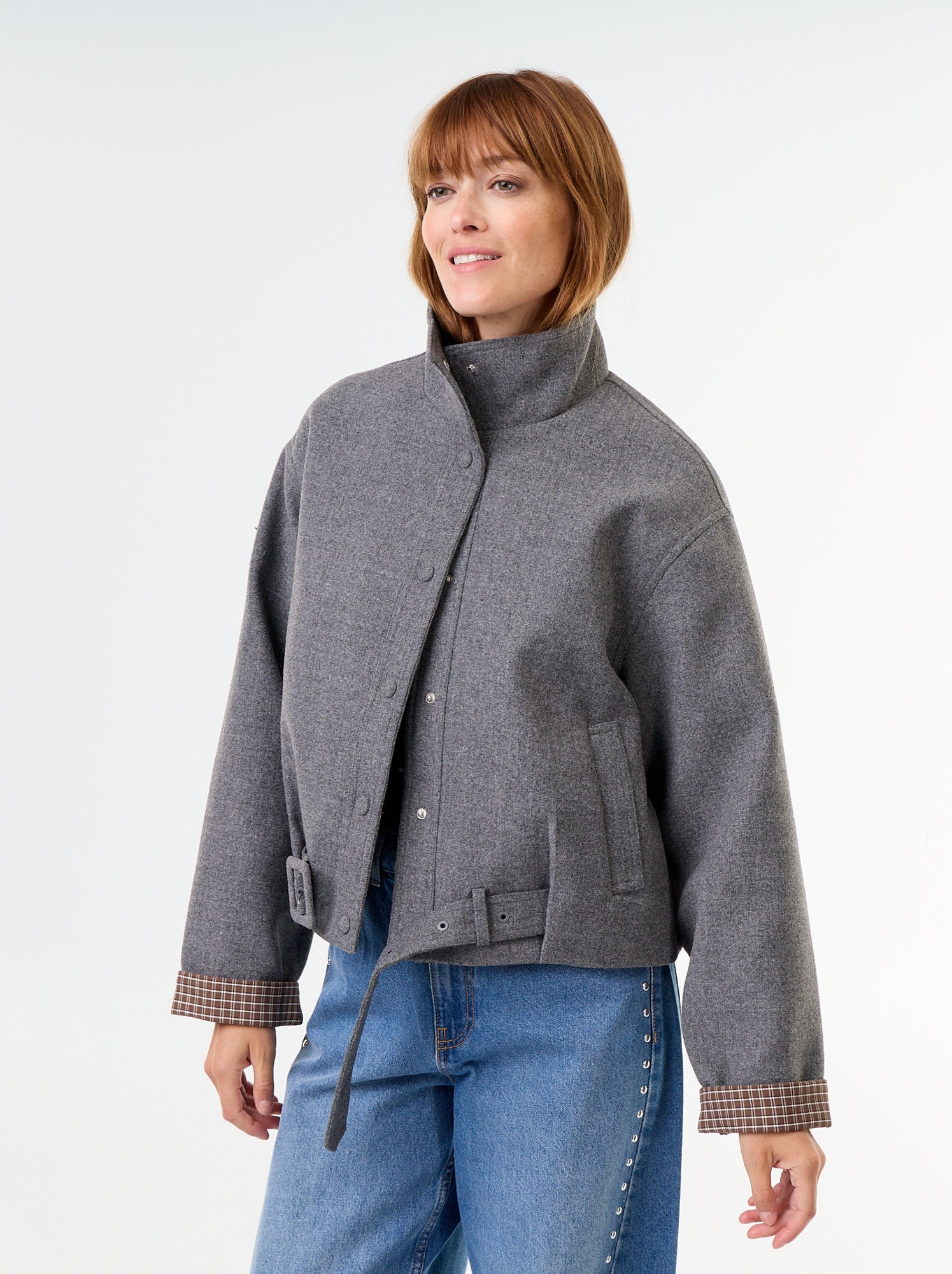 Blouson court effet lainage avec ceinture intégrée - Gris