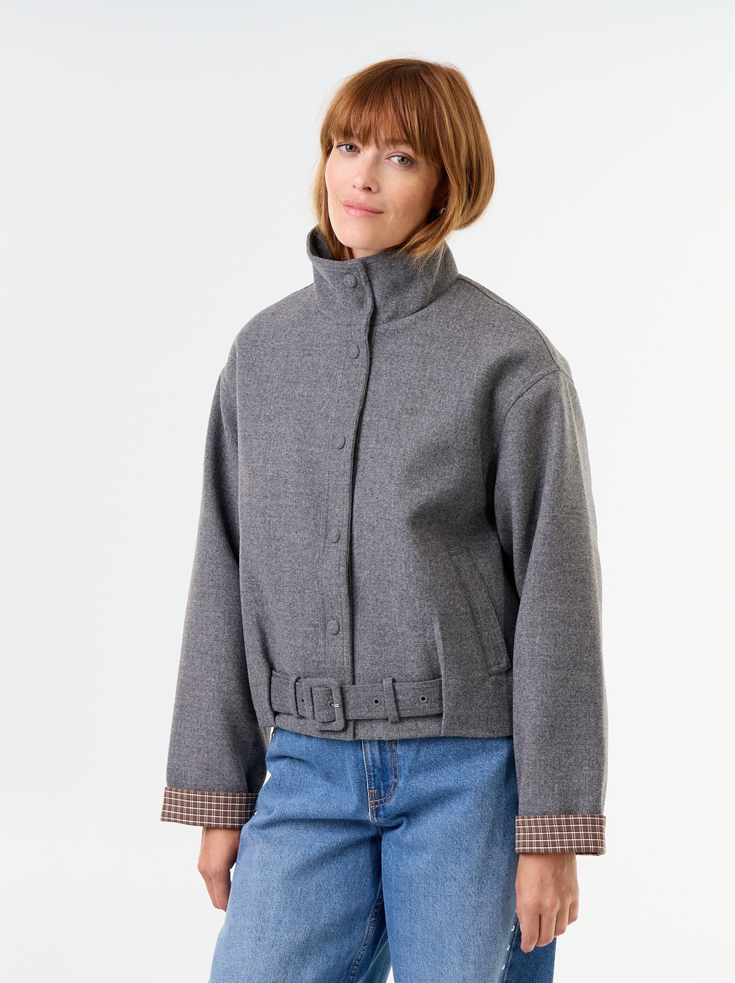 Blouson court effet lainage avec ceinture intégrée - Gris