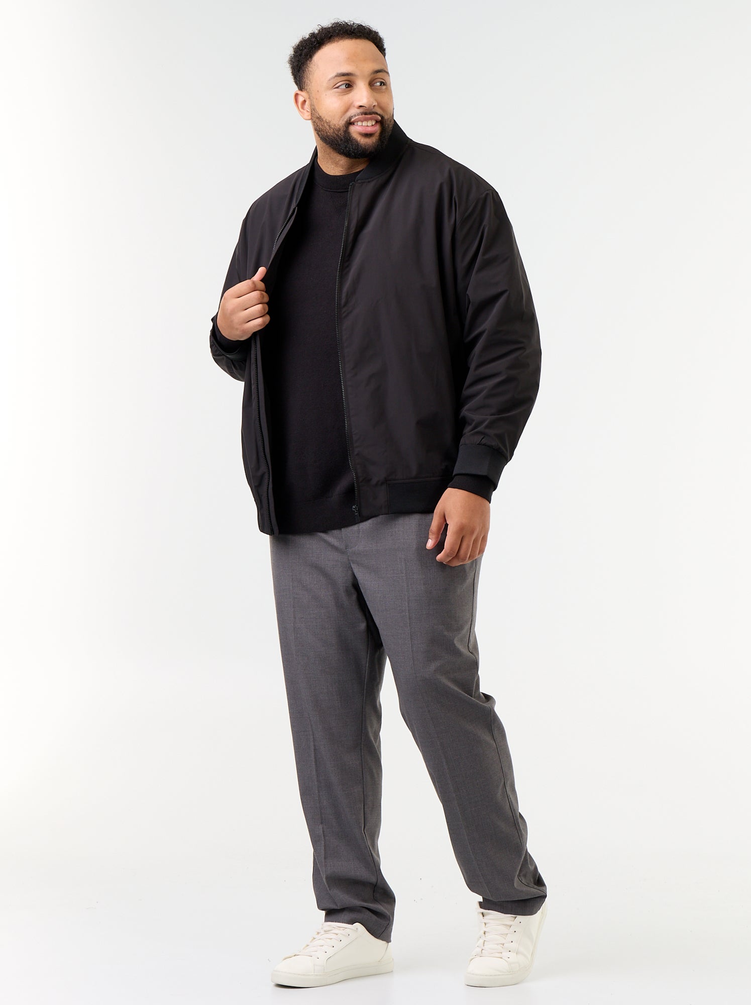 Blouson uni avec ouverture zippée - Noir
