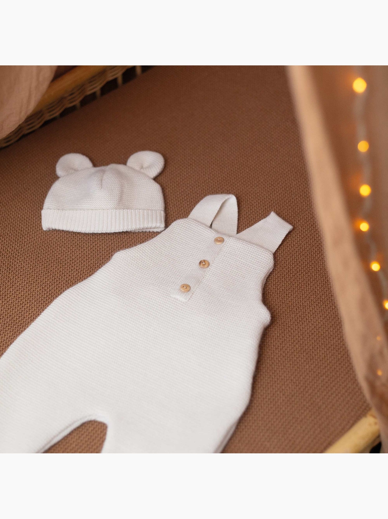 Bonnet en maille avec des petites oreilles - Beige