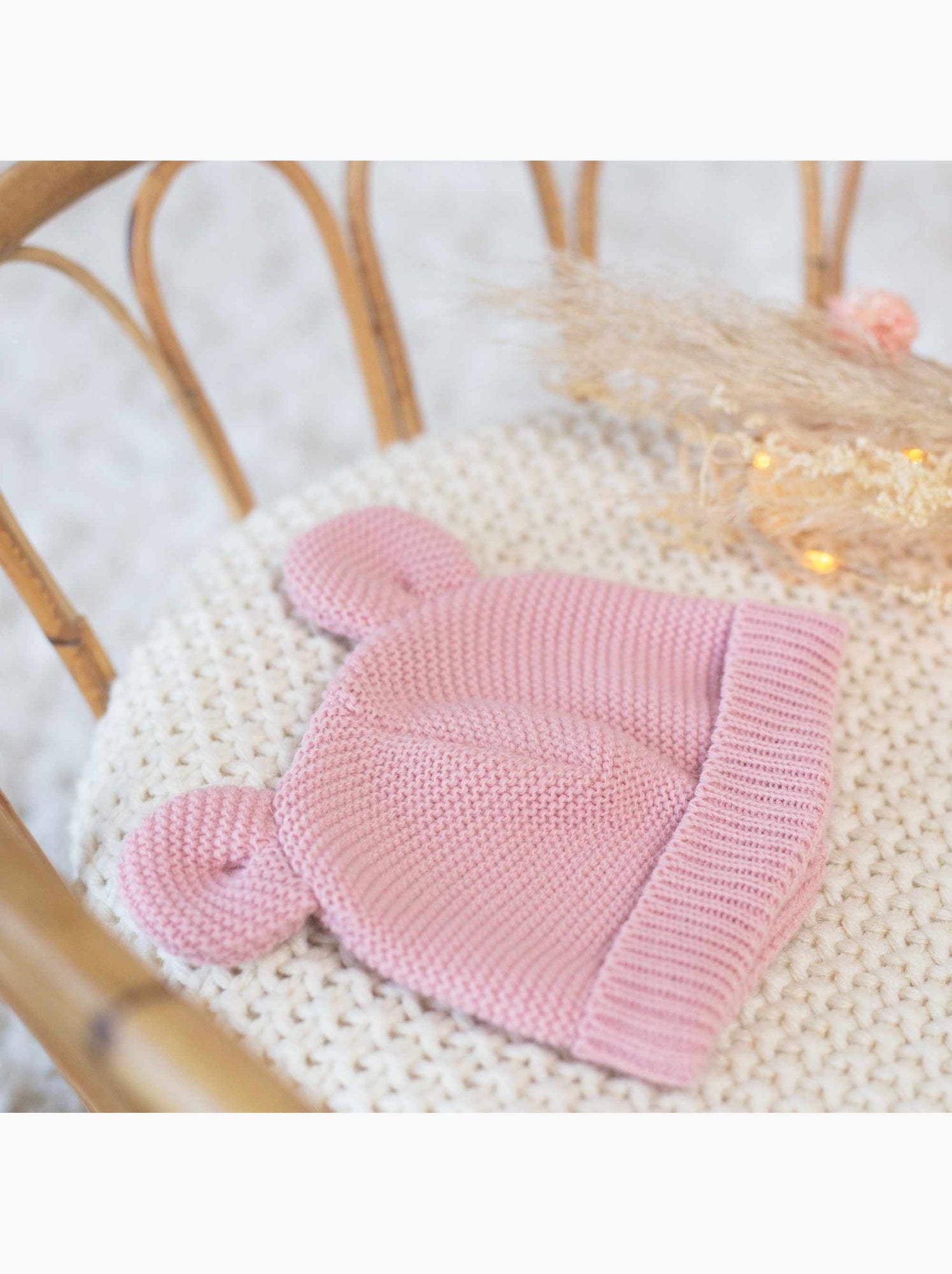 Bonnet en maille avec des petites oreilles - Rose pâle