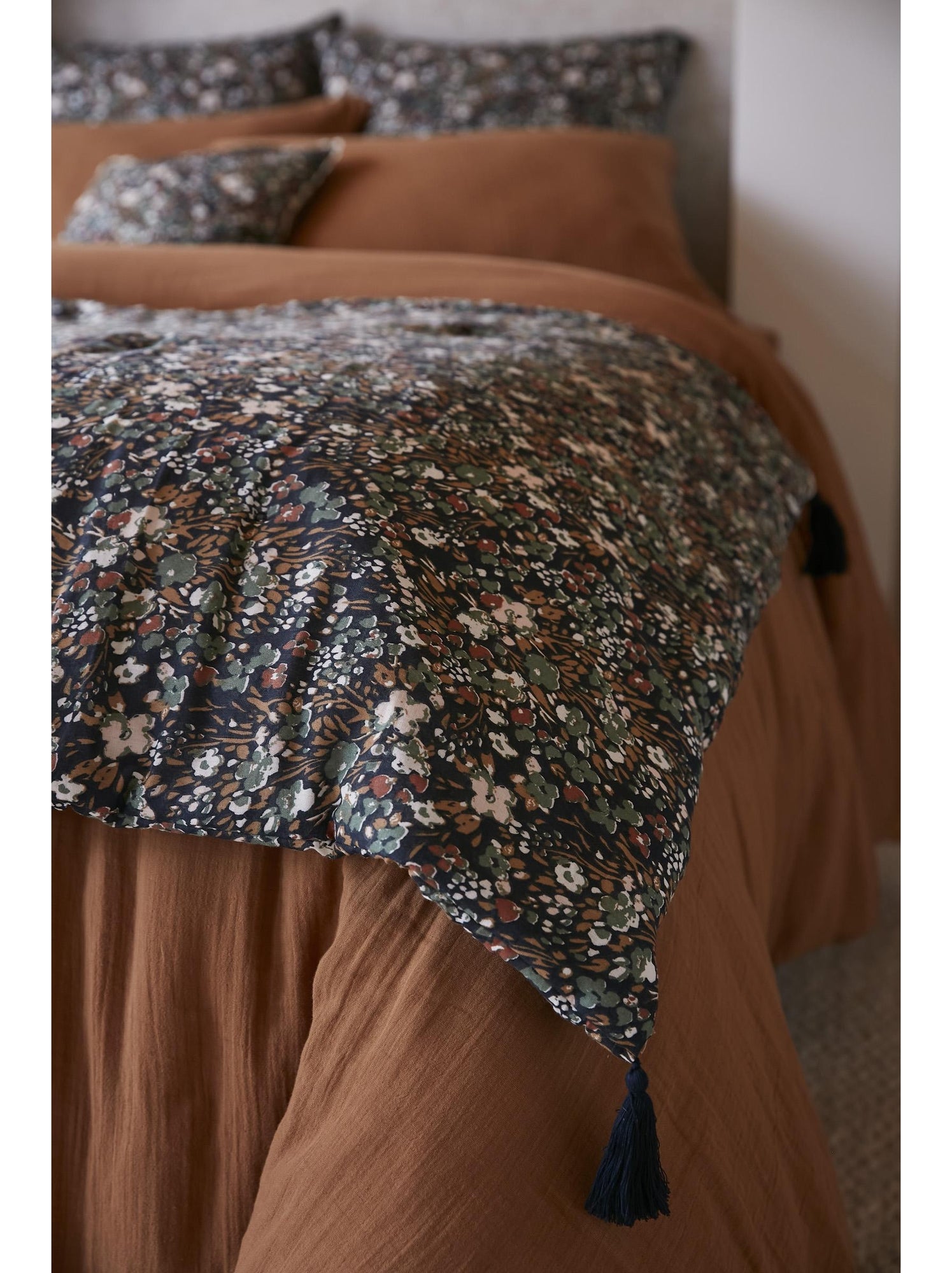 Bout de lit – double gaze de coton imprimée – capucine minuit - Bleu foncé