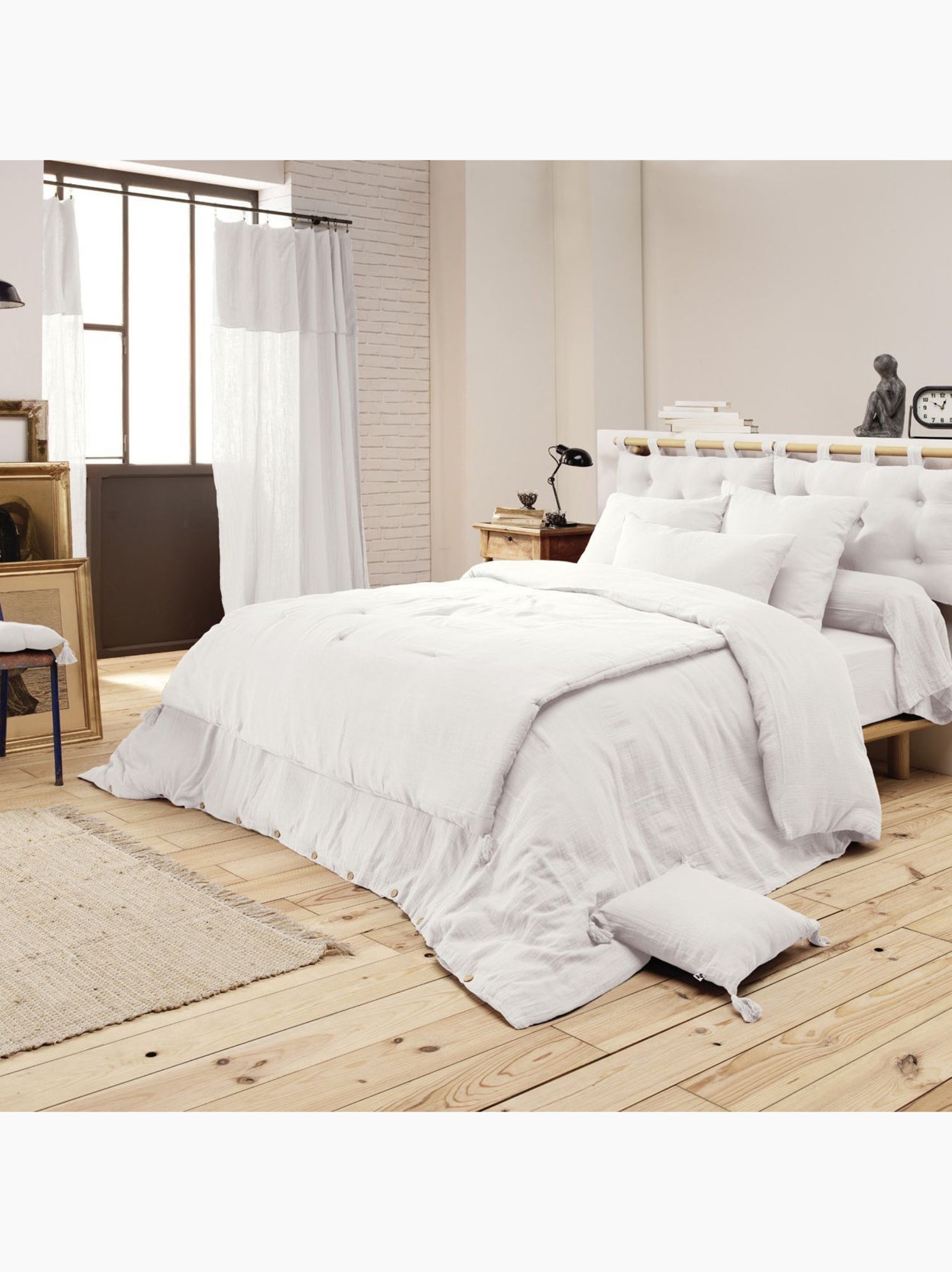 Bout de lit – double gaze de coton unie - finition pompon - gaïa - Blanc