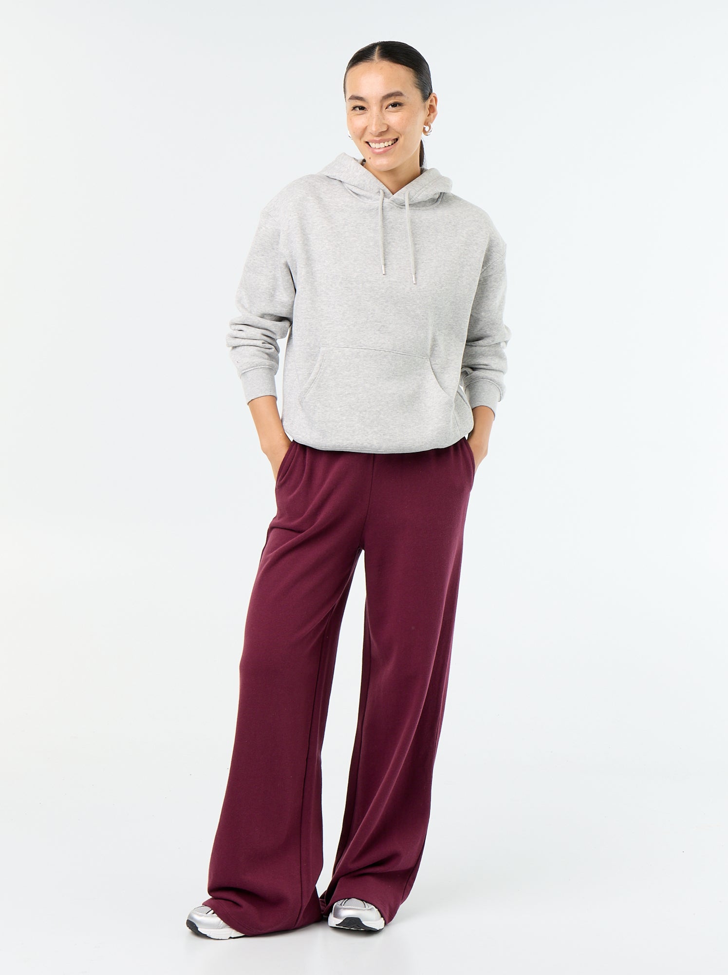 Sweat à capuche uni avec poche kangourou - Gris