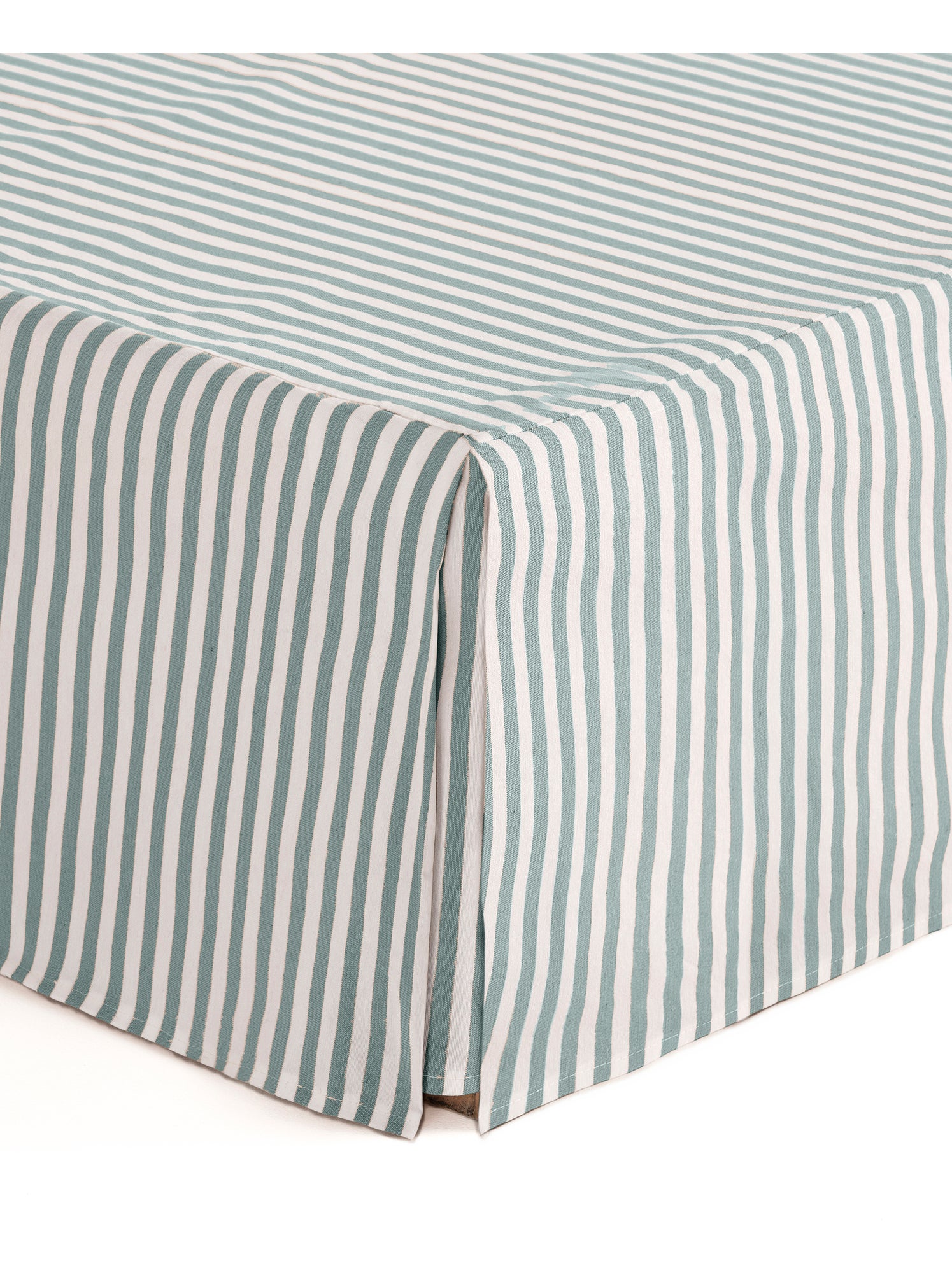 Cache-sommier, jupe de lit protectrice. Housse de sommier à rayures - Gamusi. - Vert d'eau
