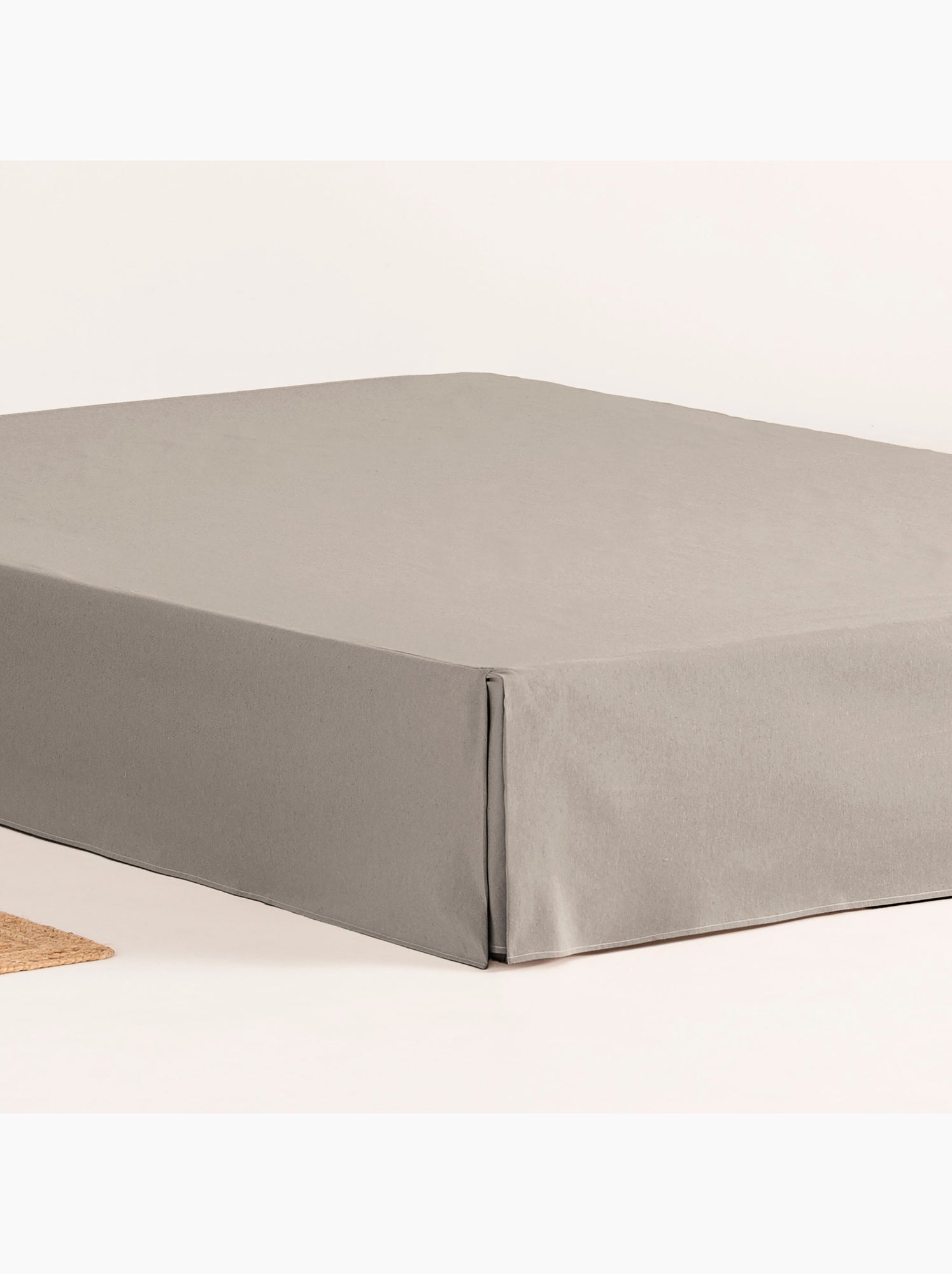 Cache-sommier, jupe de lit protectrice. Housse de sommier unie - Gamusi. - Gris
