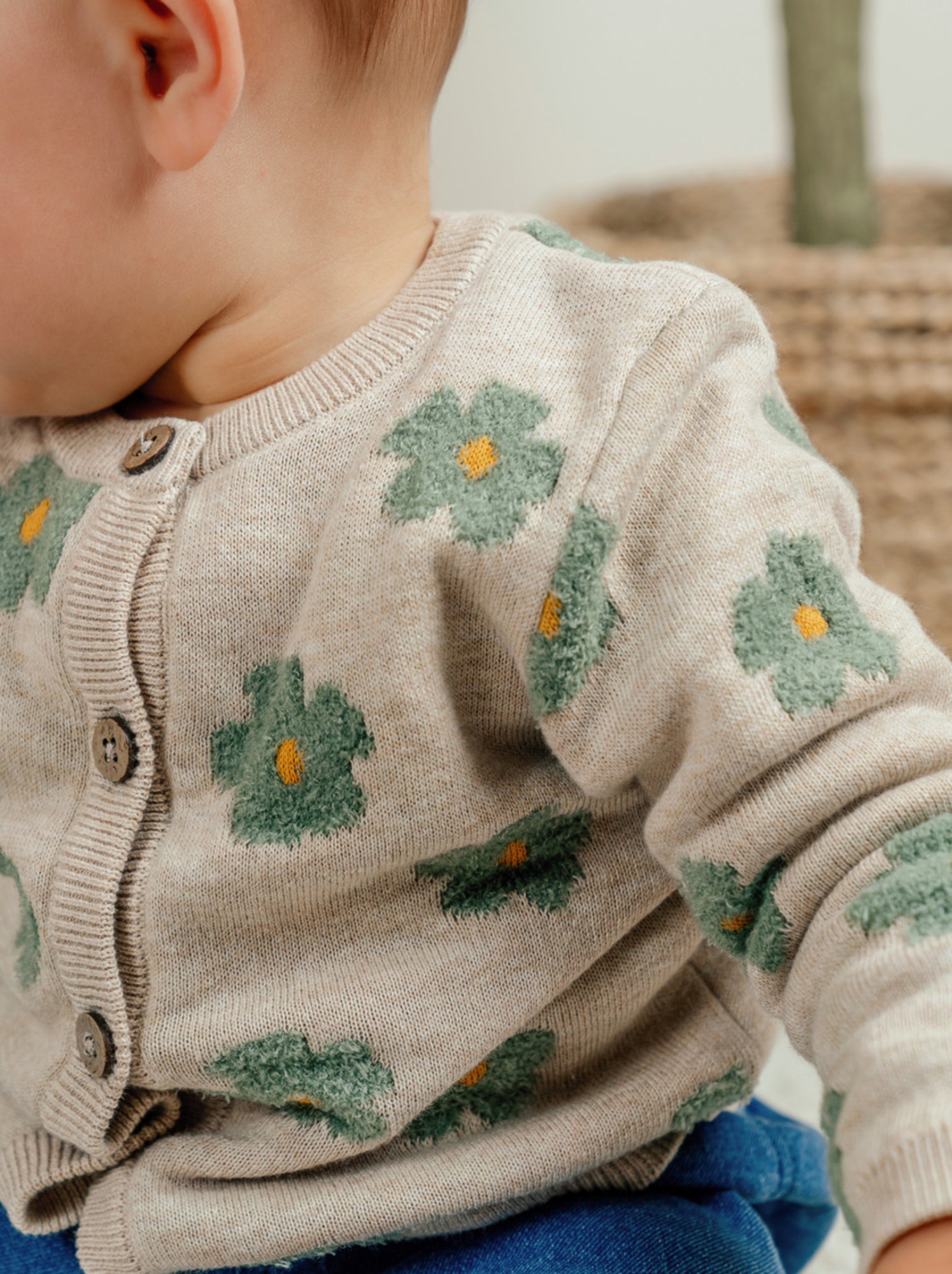 Cardigan en tricot clair à fleurs Noukie's - Beige