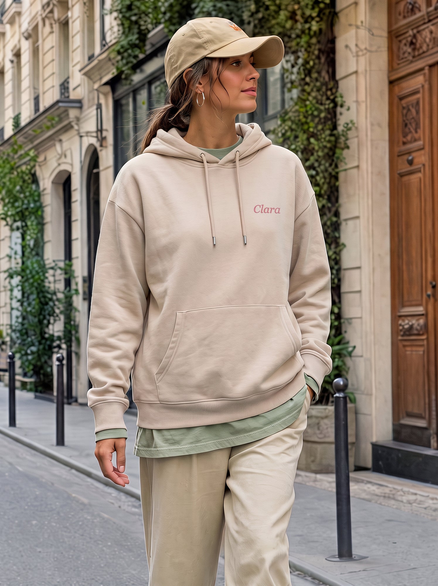 Sweat à capuche uni avec poche kangourou - Beige