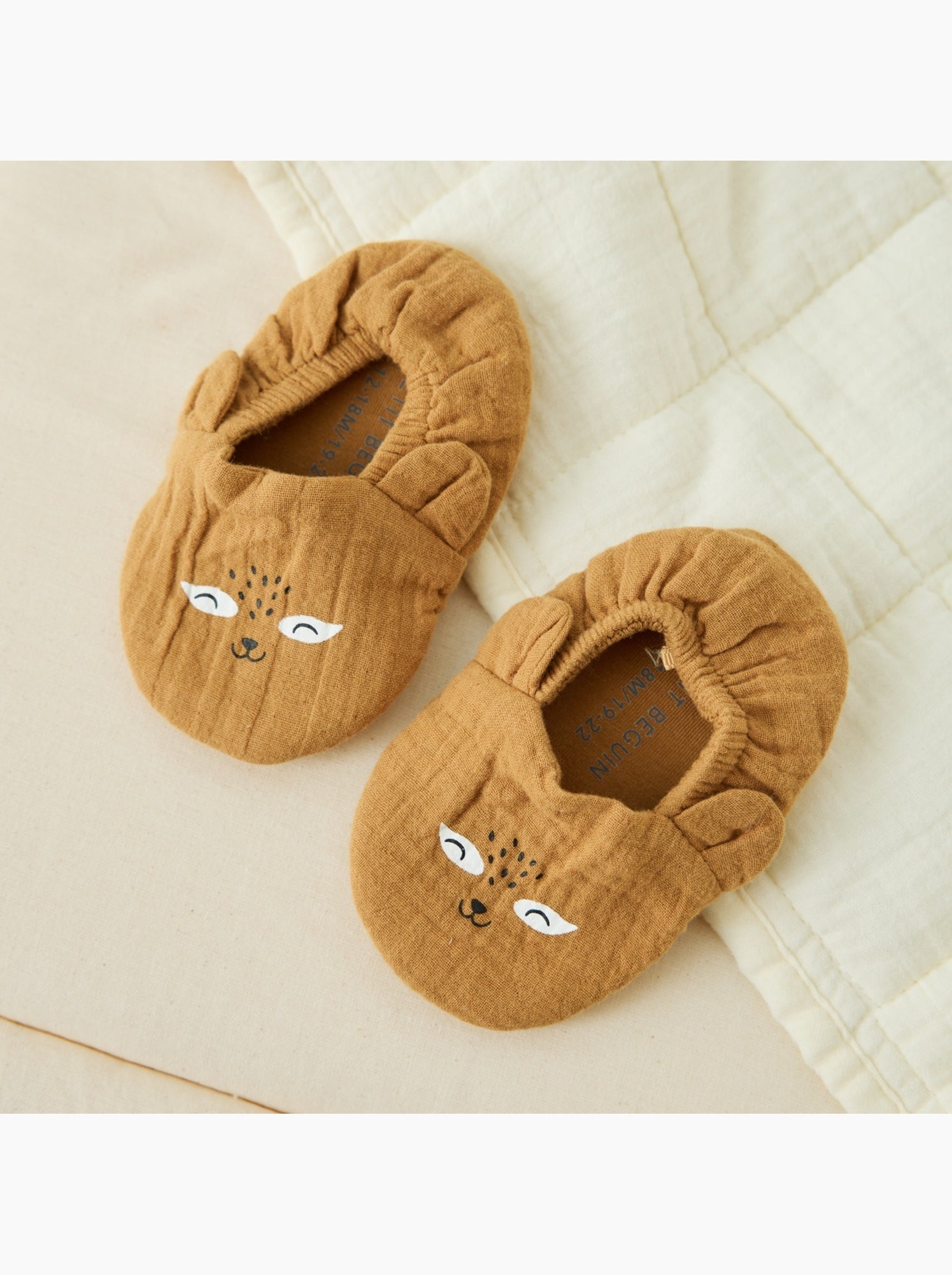 Chaussons bébé en gaze de coton Gabin - Moutarde