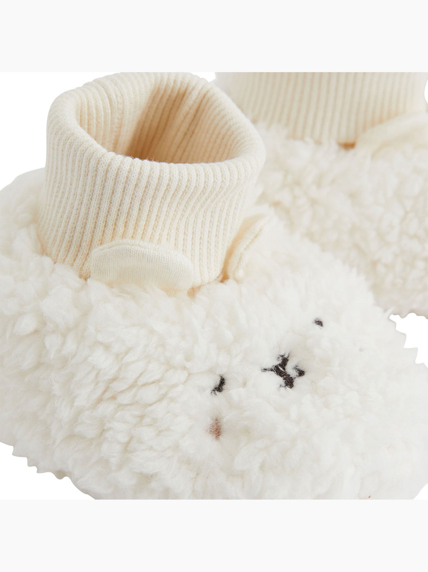 Chaussons bébé en sherpa caramel - Ecru