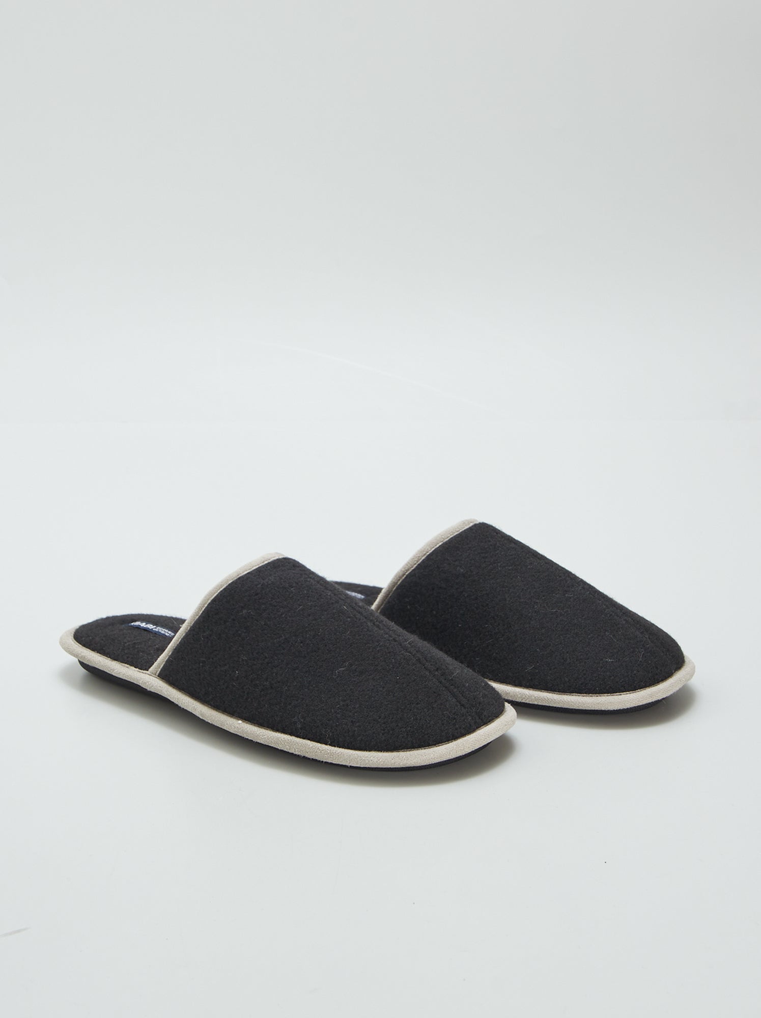 Chaussons mules - Noir