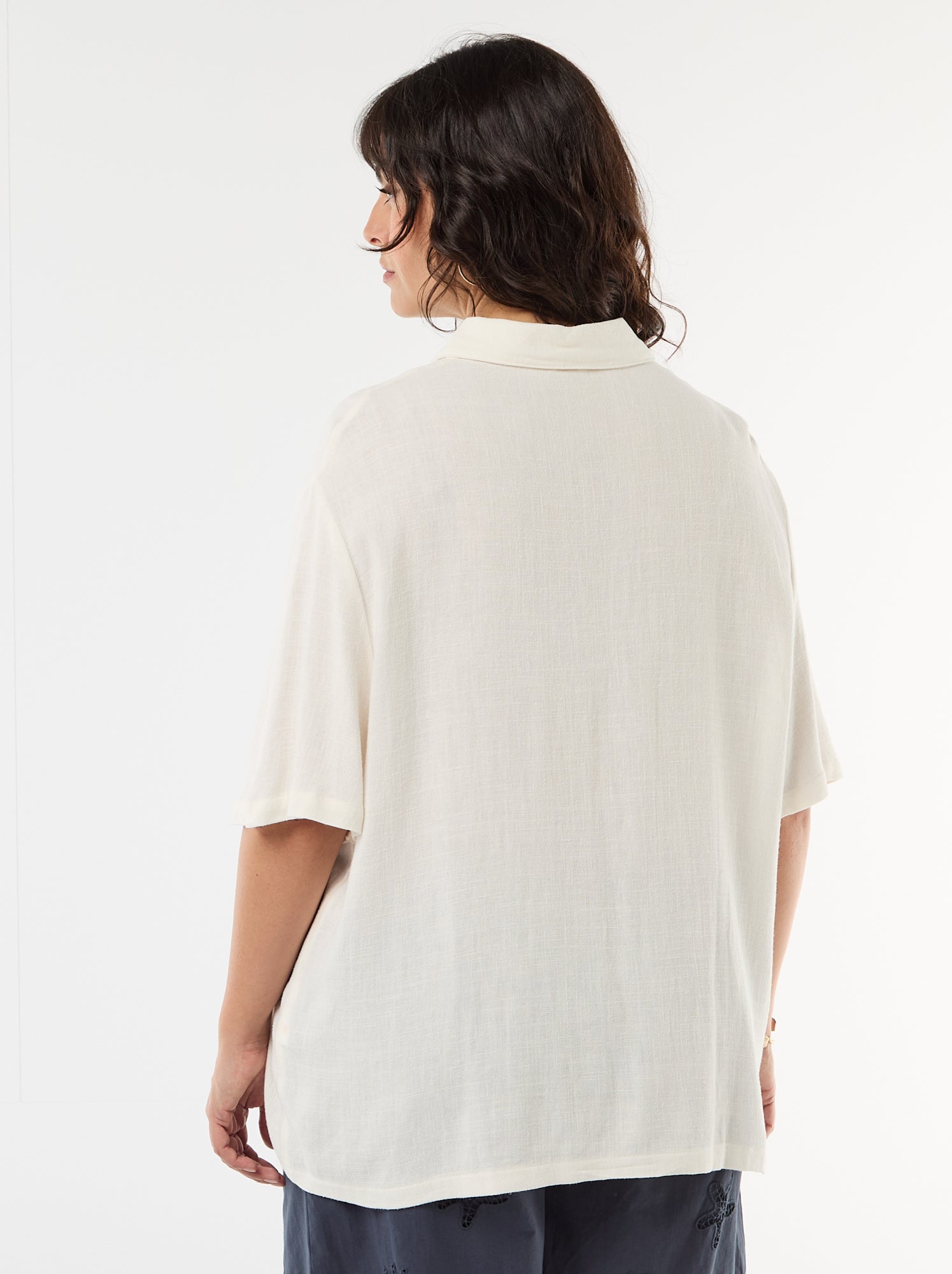 Chemise à manches courtes boutonnée - Blanc