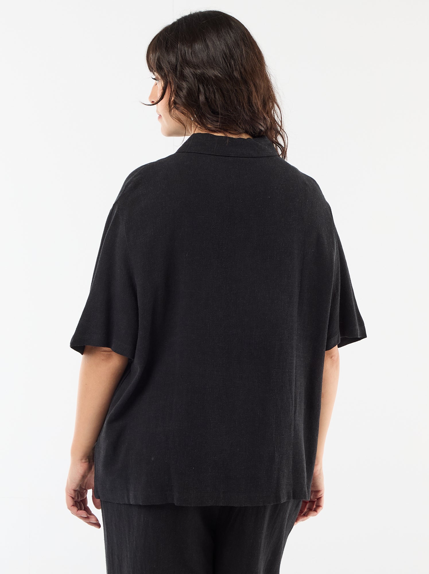 Chemise à manches courtes boutonnée - Noir