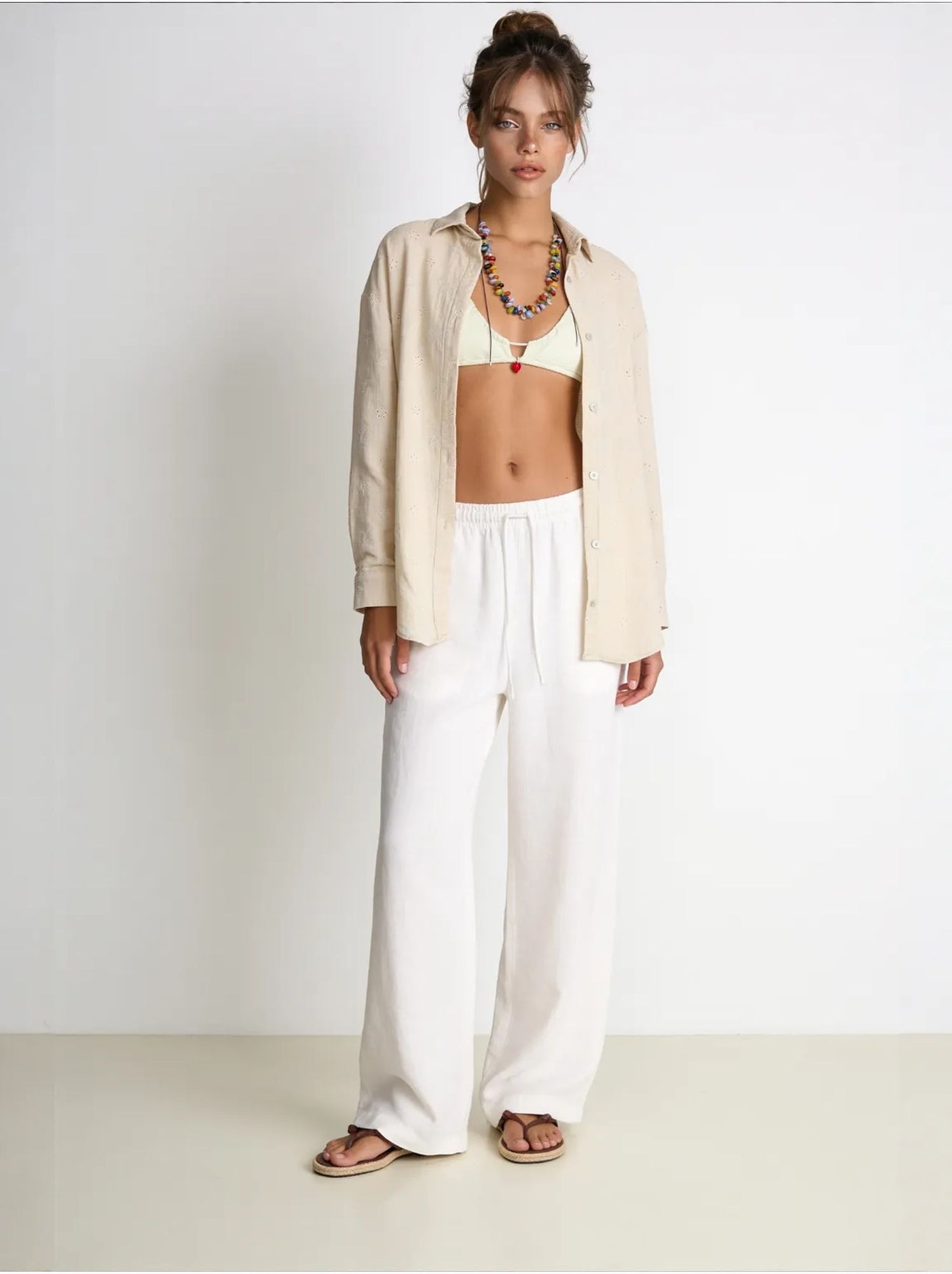 Chemise à manches longues brodée texturée avec fermeture boutonnée istanbul - Beige argile