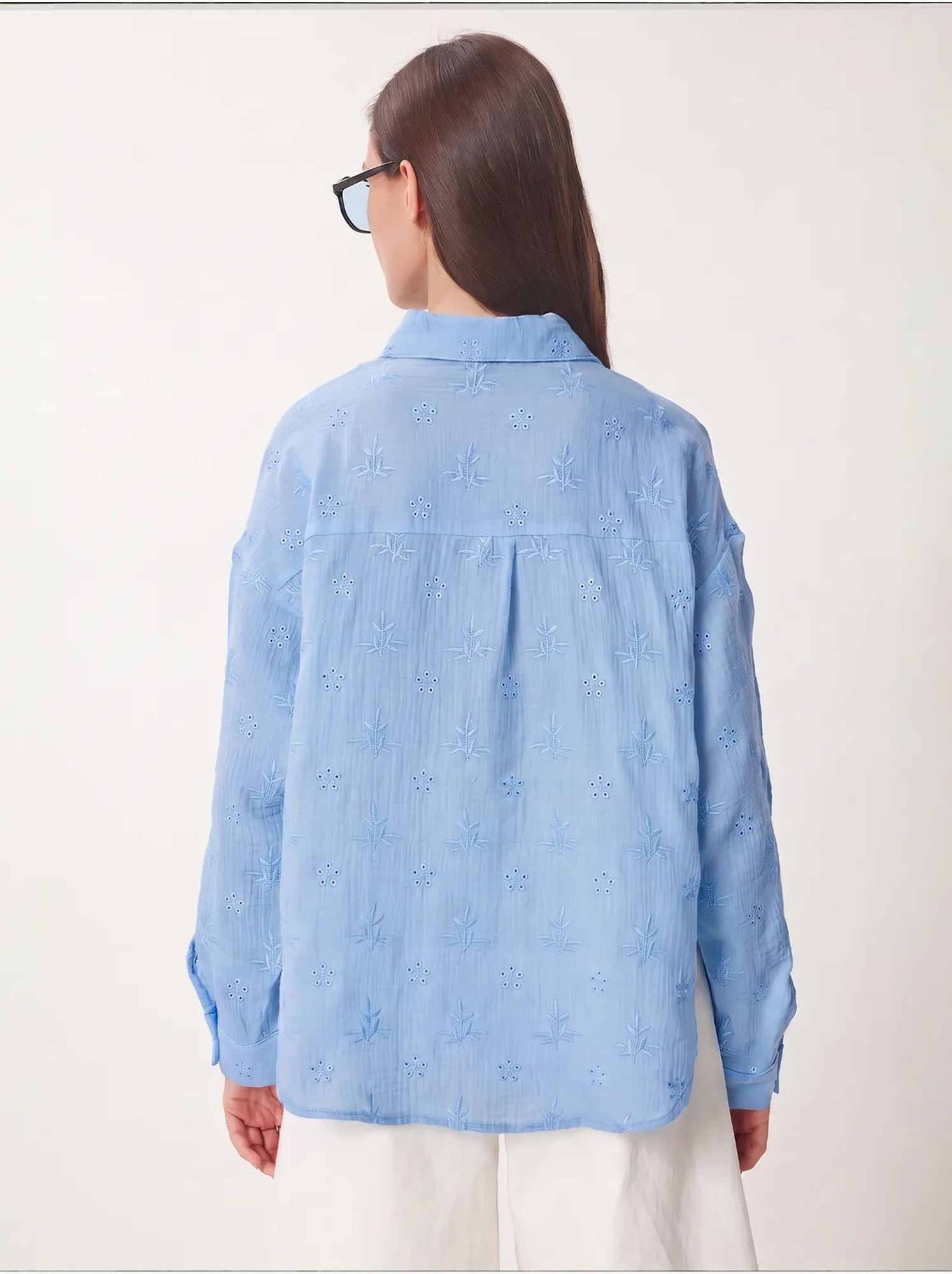 Chemise à manches longues brodée texturée avec fermeture boutonnée istanbul - Bleu ciel