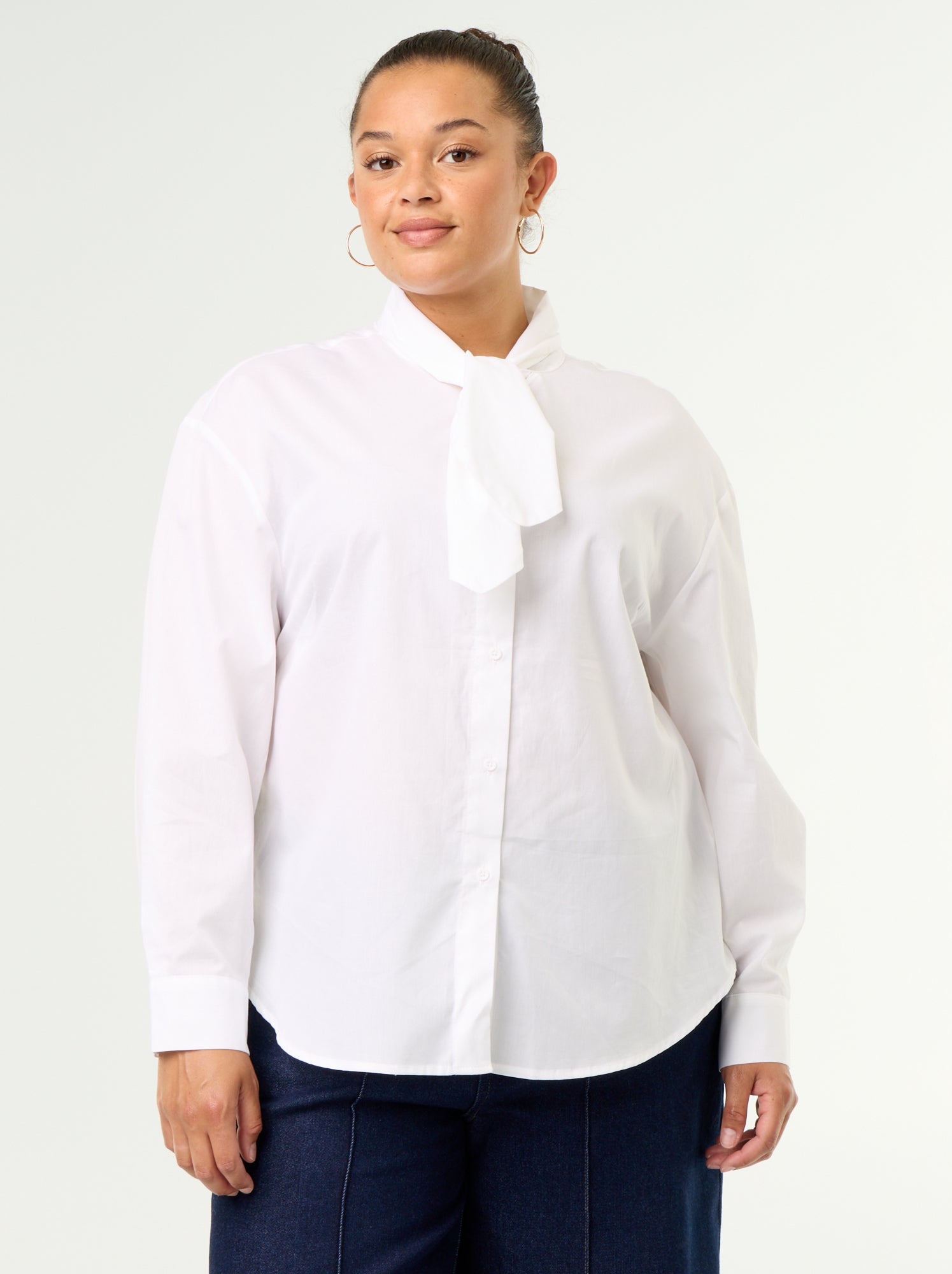 Chemise à manches longues et col lavallière - Blanc